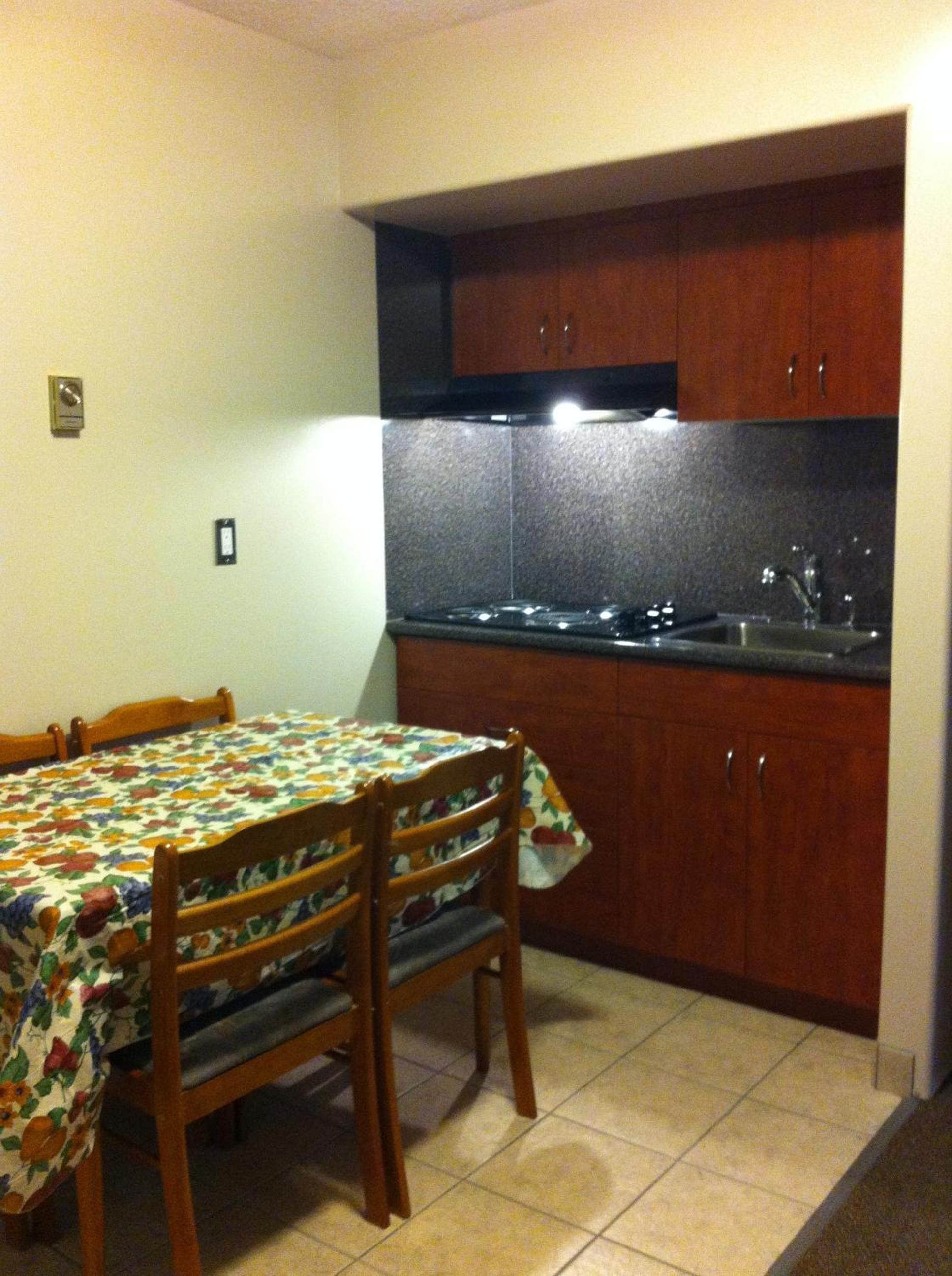 Queen Suite - Non-Smoking photo 3