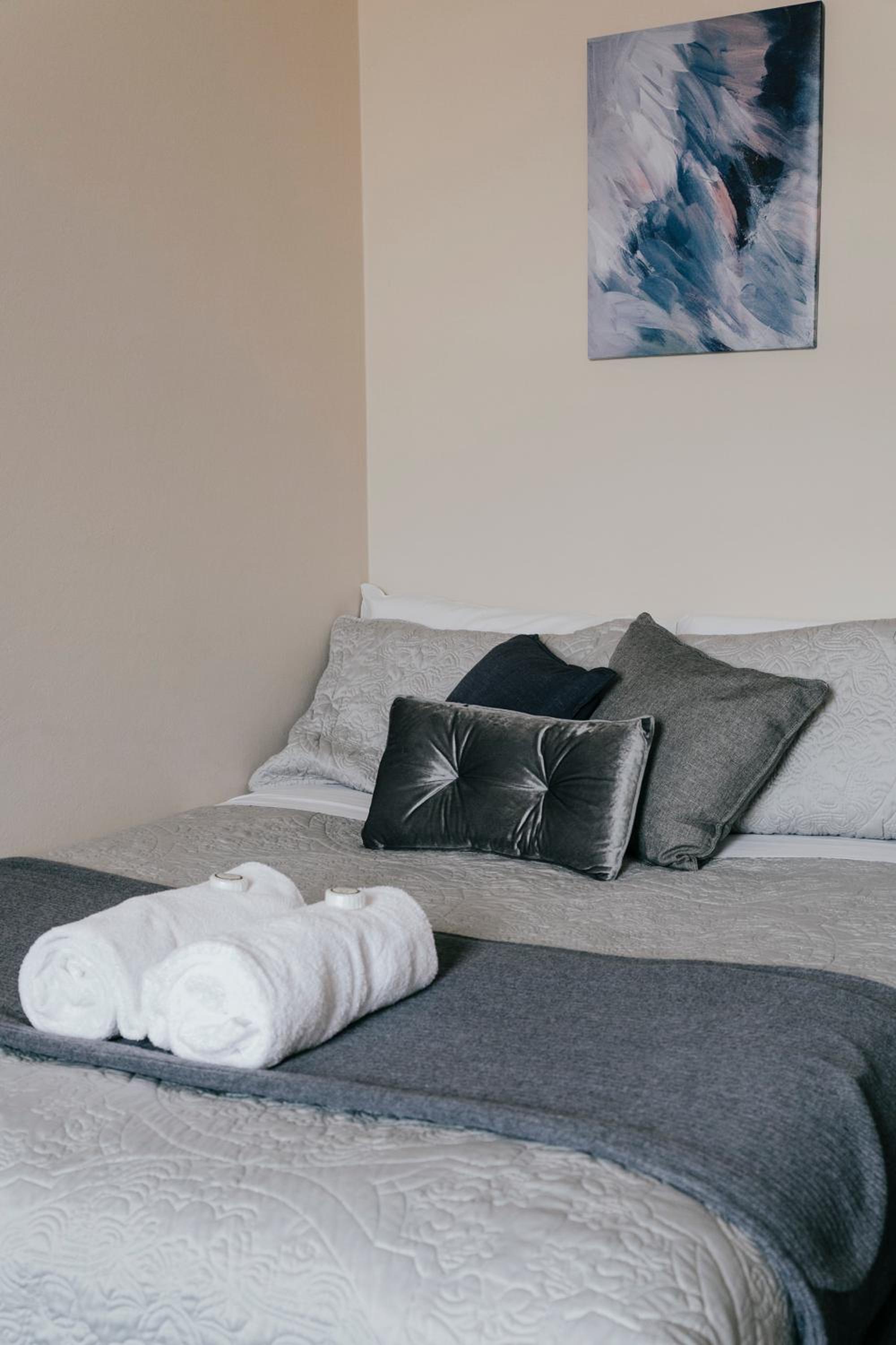 Budget Double Room photo 2