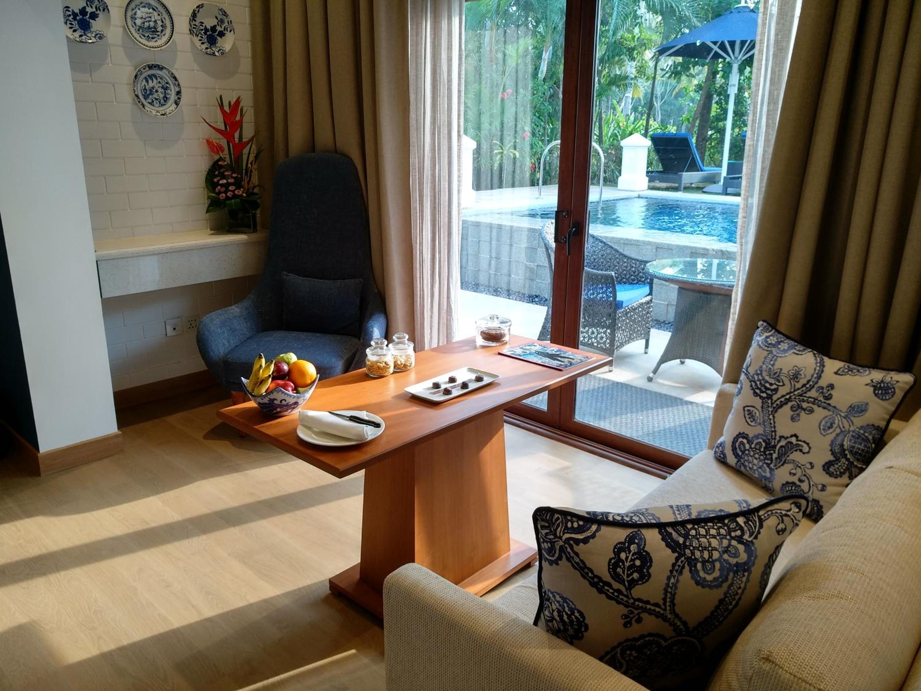 Indulgence Villa Room with Plunge Pool King Bed  - Photo 4