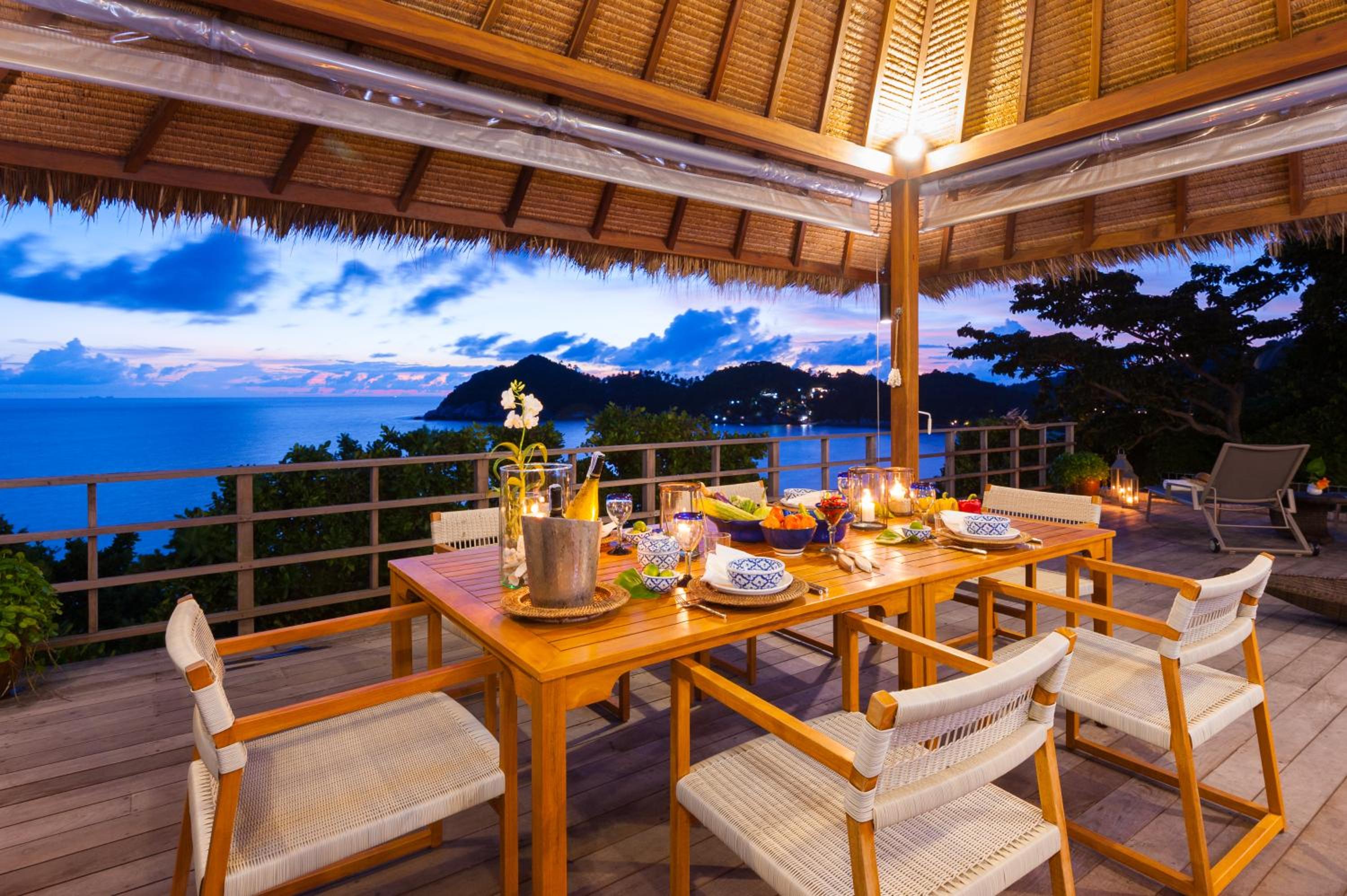 C25 Three-Bedroom Pool Villa - Beach Front - Photo 10
