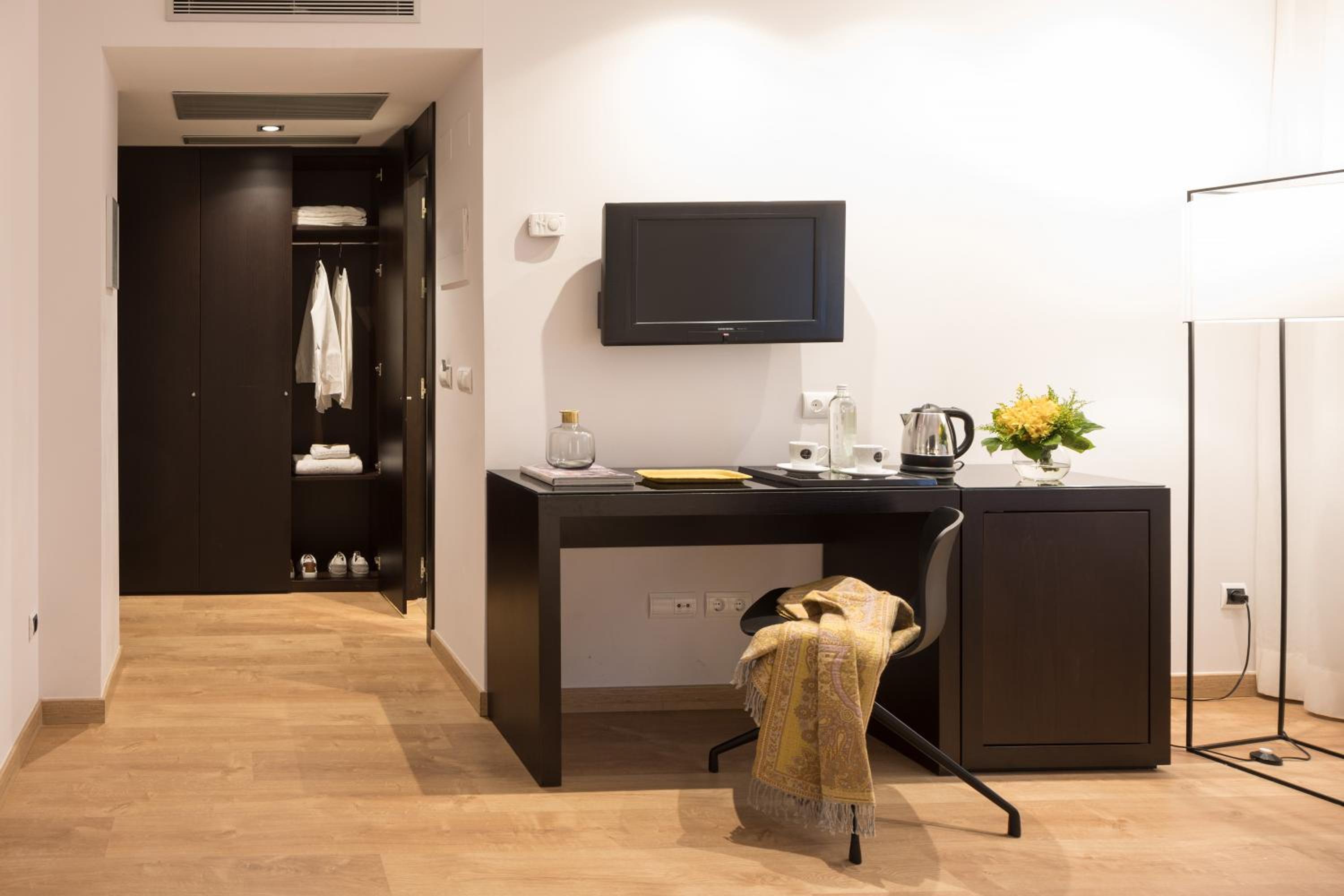 Double Room with Extra Bed - Photo 3