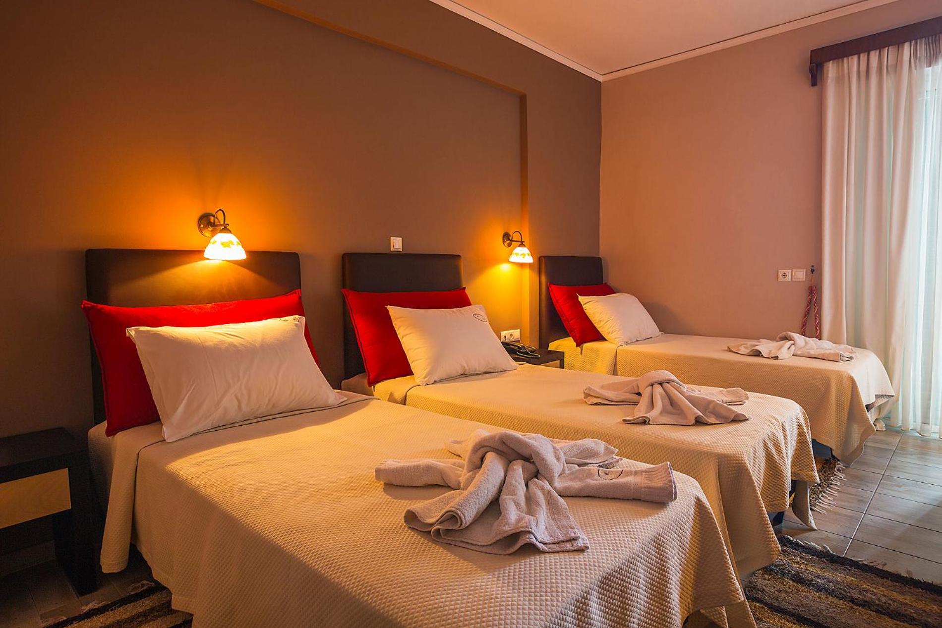 Triple Room with Sea View