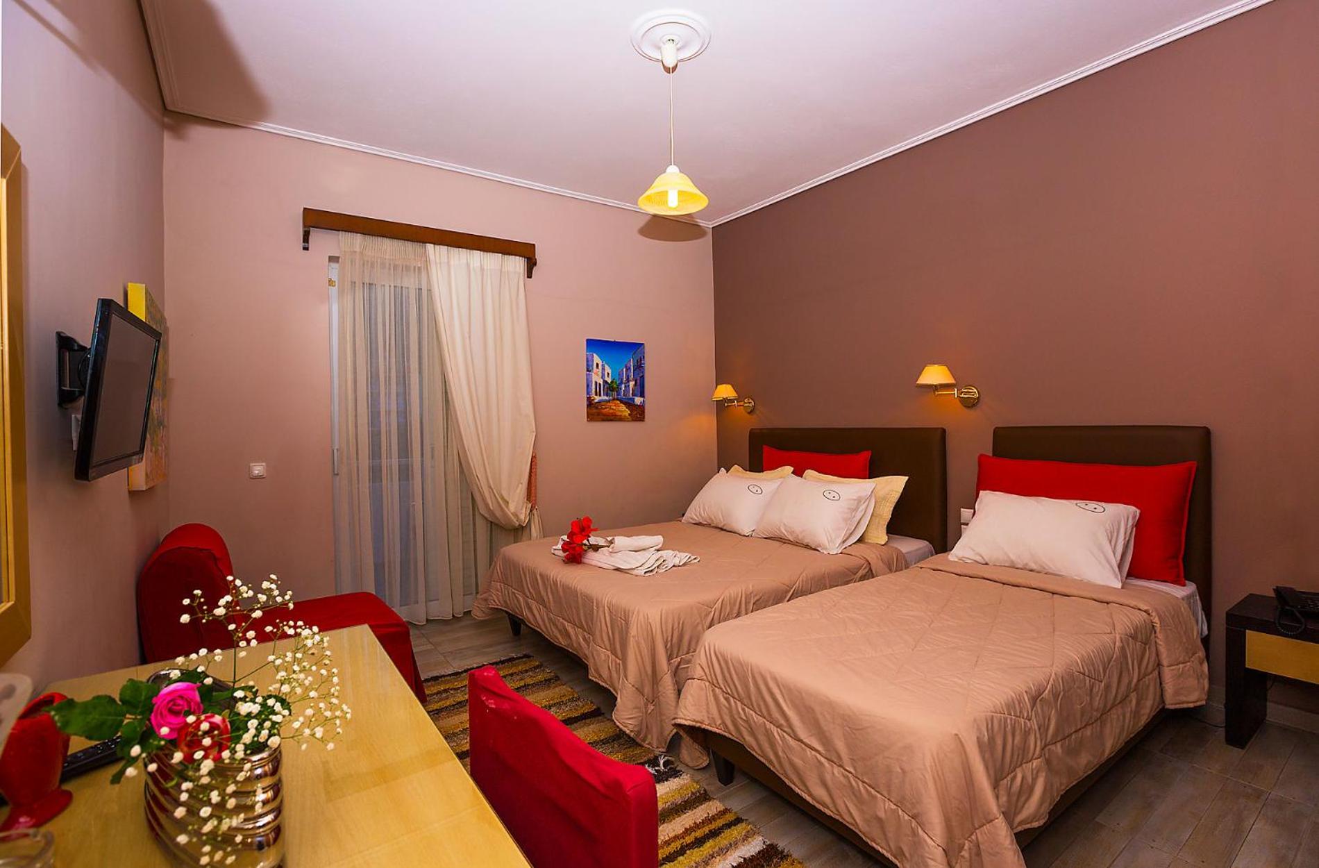 Triple Room with City View