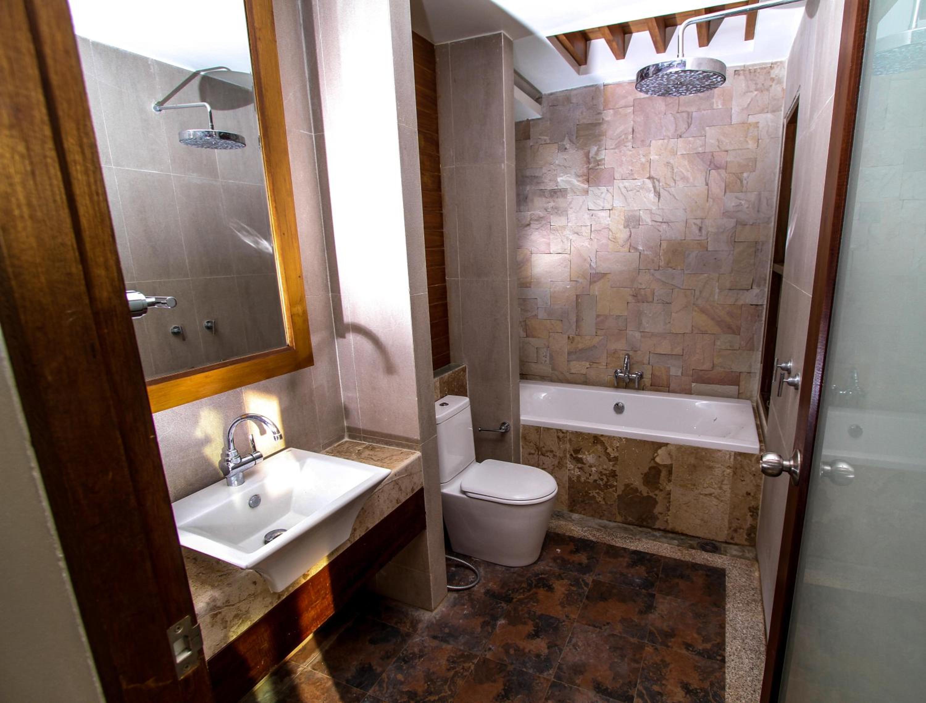 Three-Bedroom Villa with Private Pool photo 3