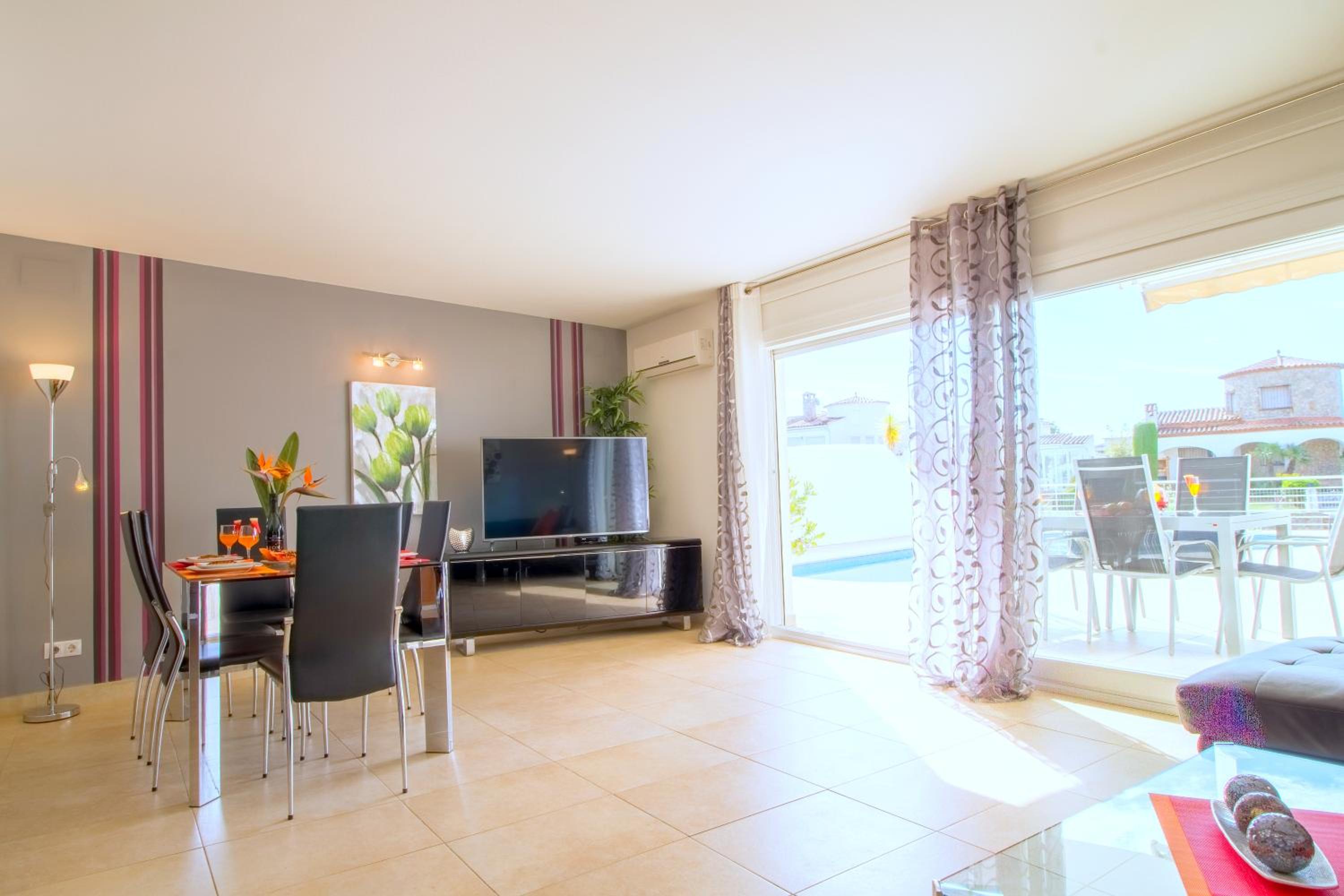 Villa con piscina privada