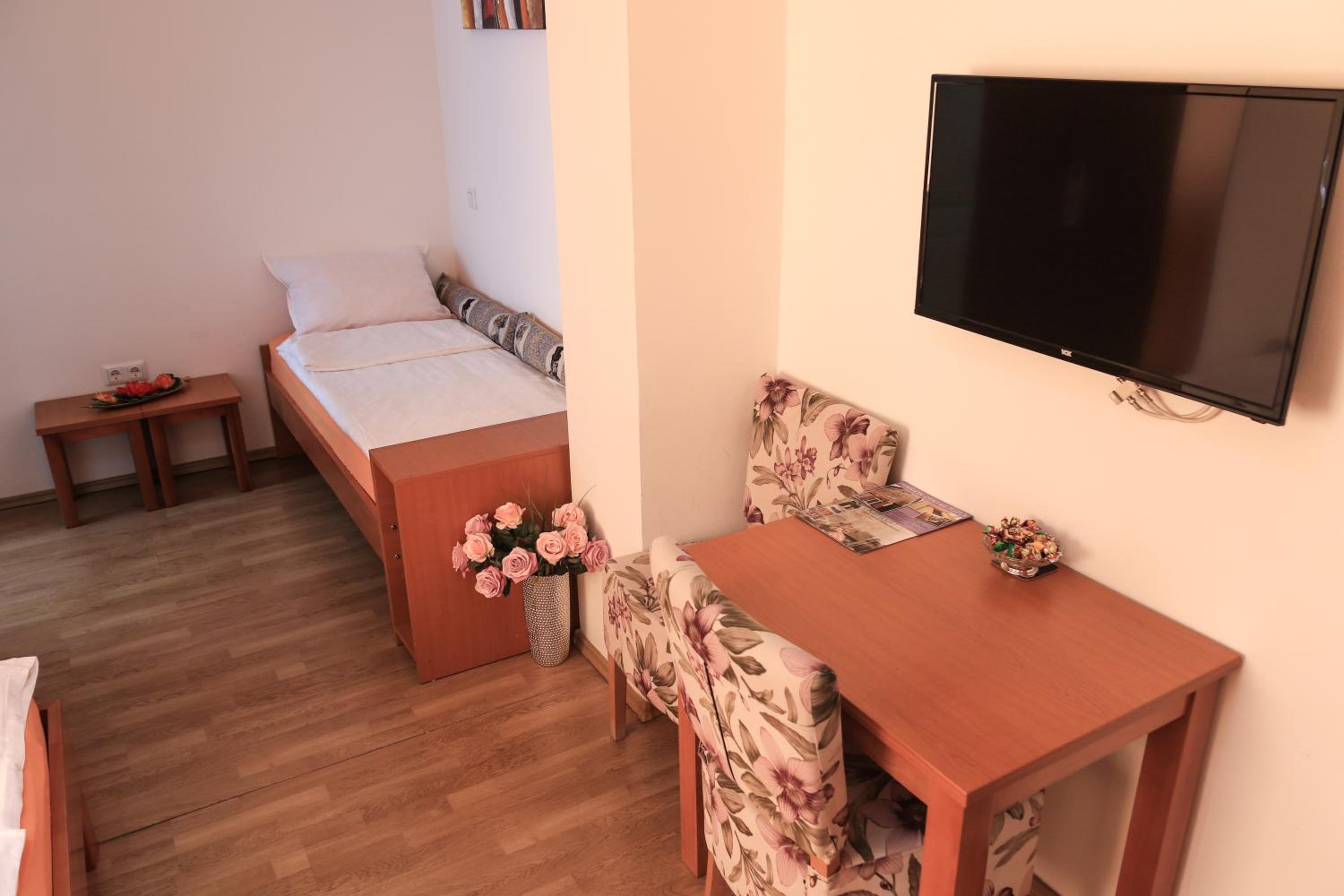 Triple Room photo 3