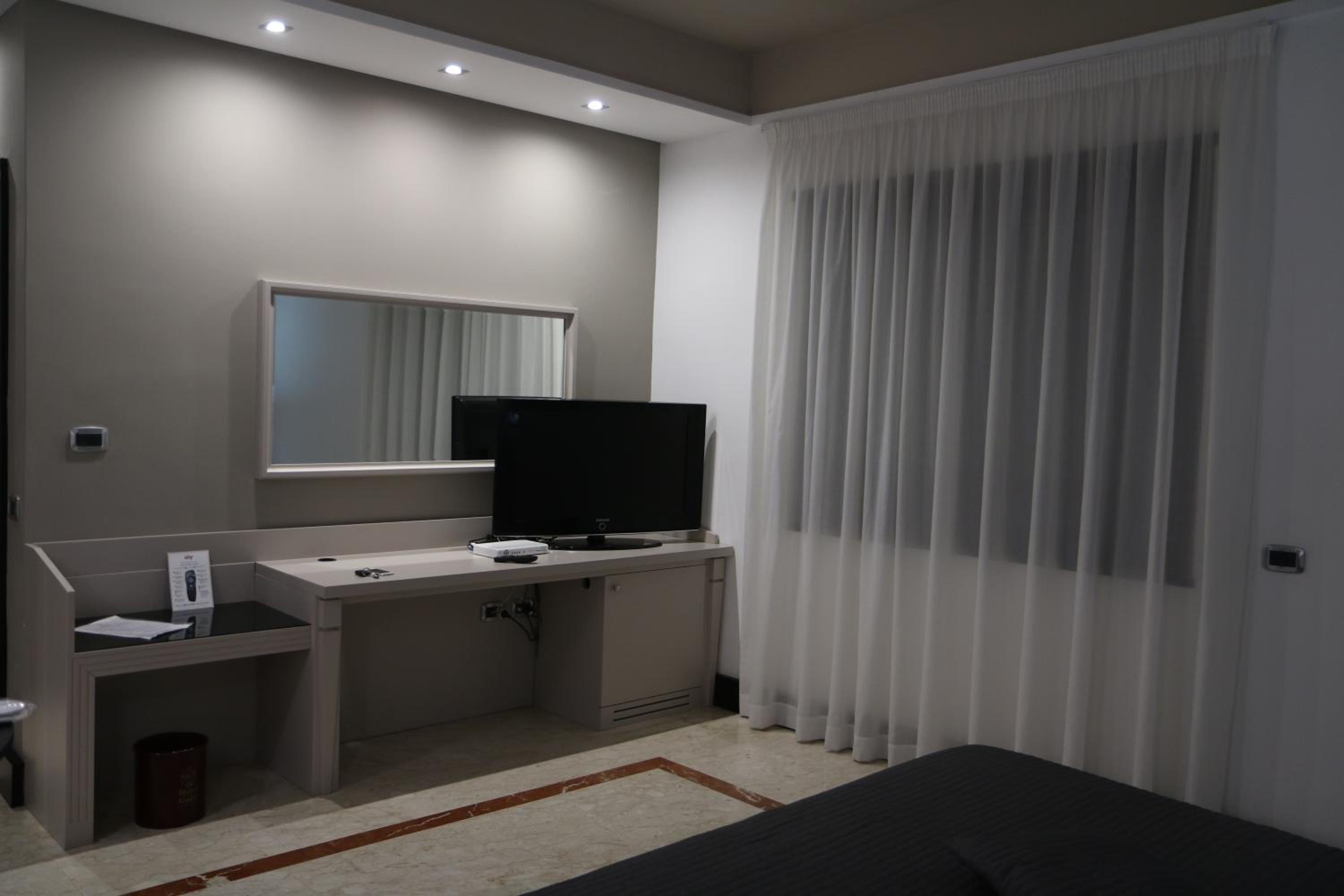 Superior Double Room - Photo 13