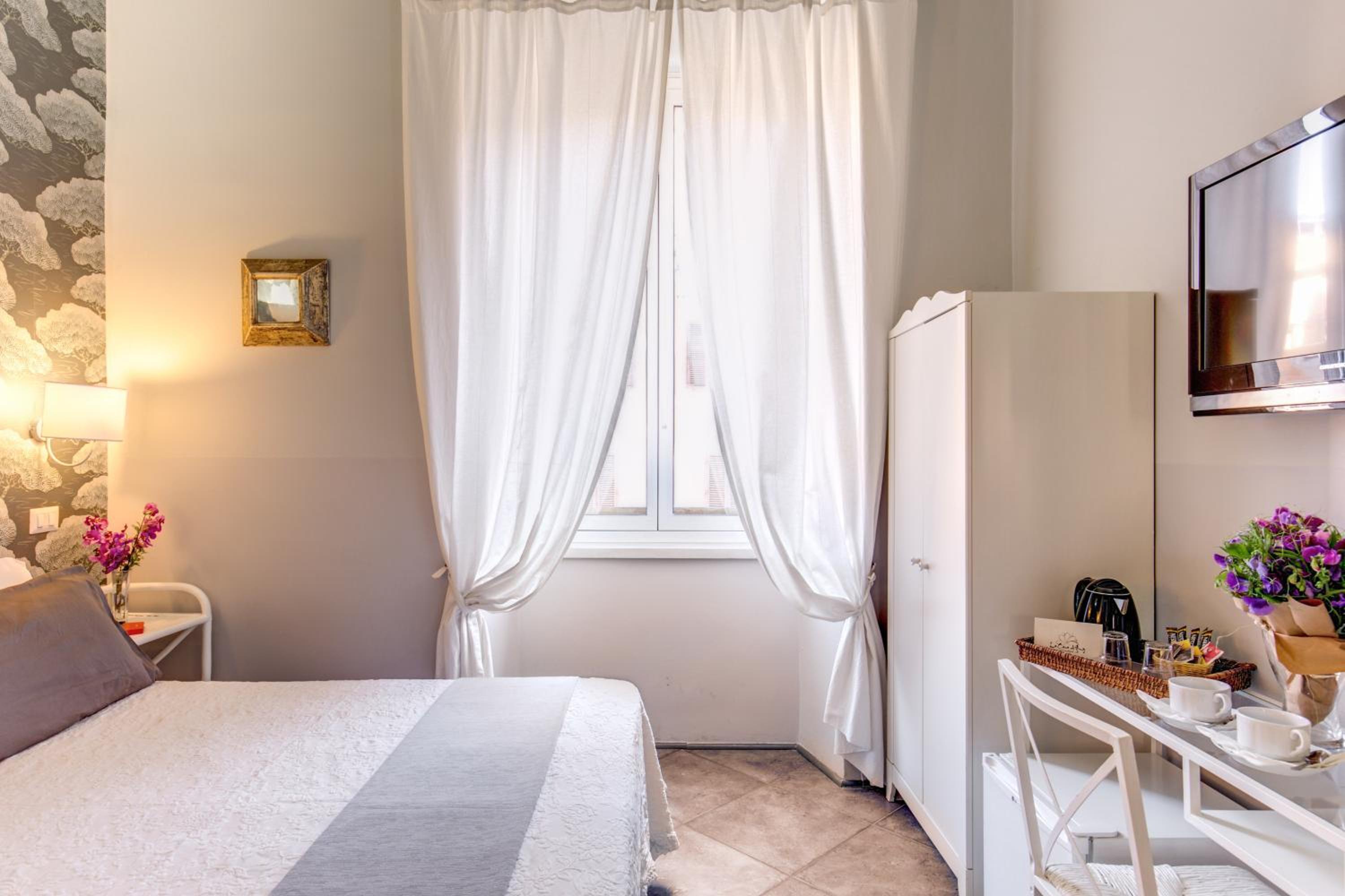 Standard Double Room photo 1