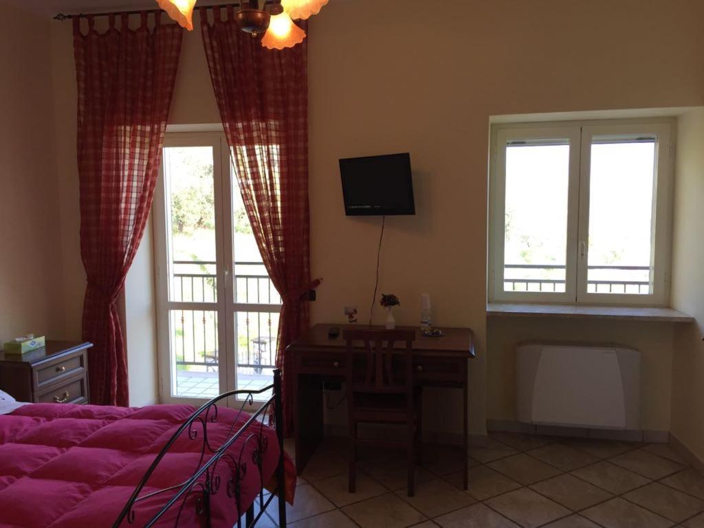 Double Room - Photo 4