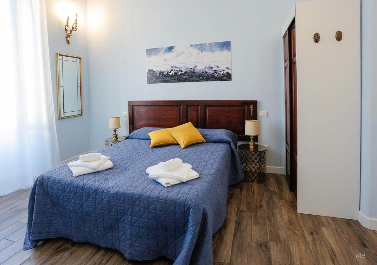 Double or Twin Room with City View photo 1