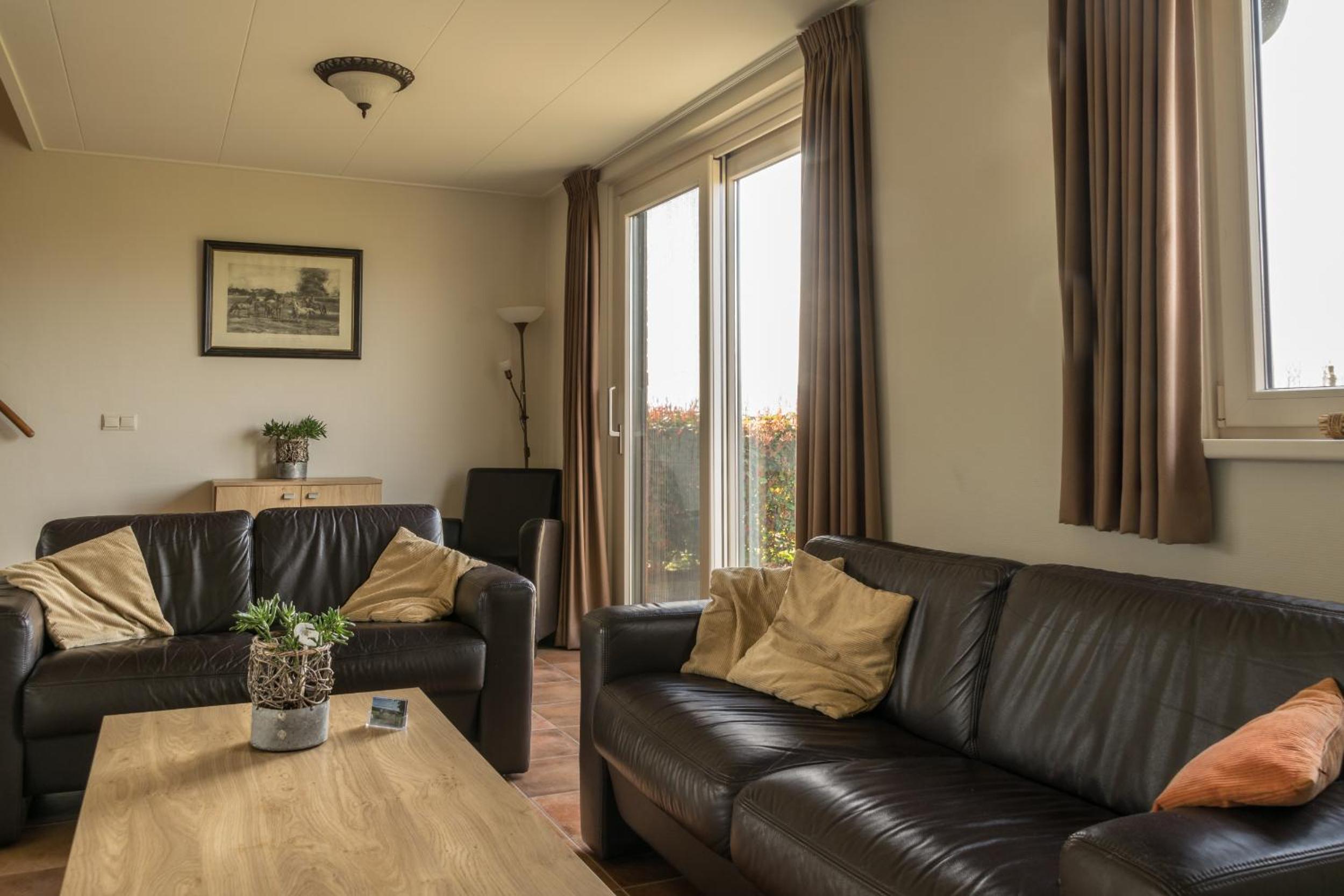 Three-Bedroom House photo 2