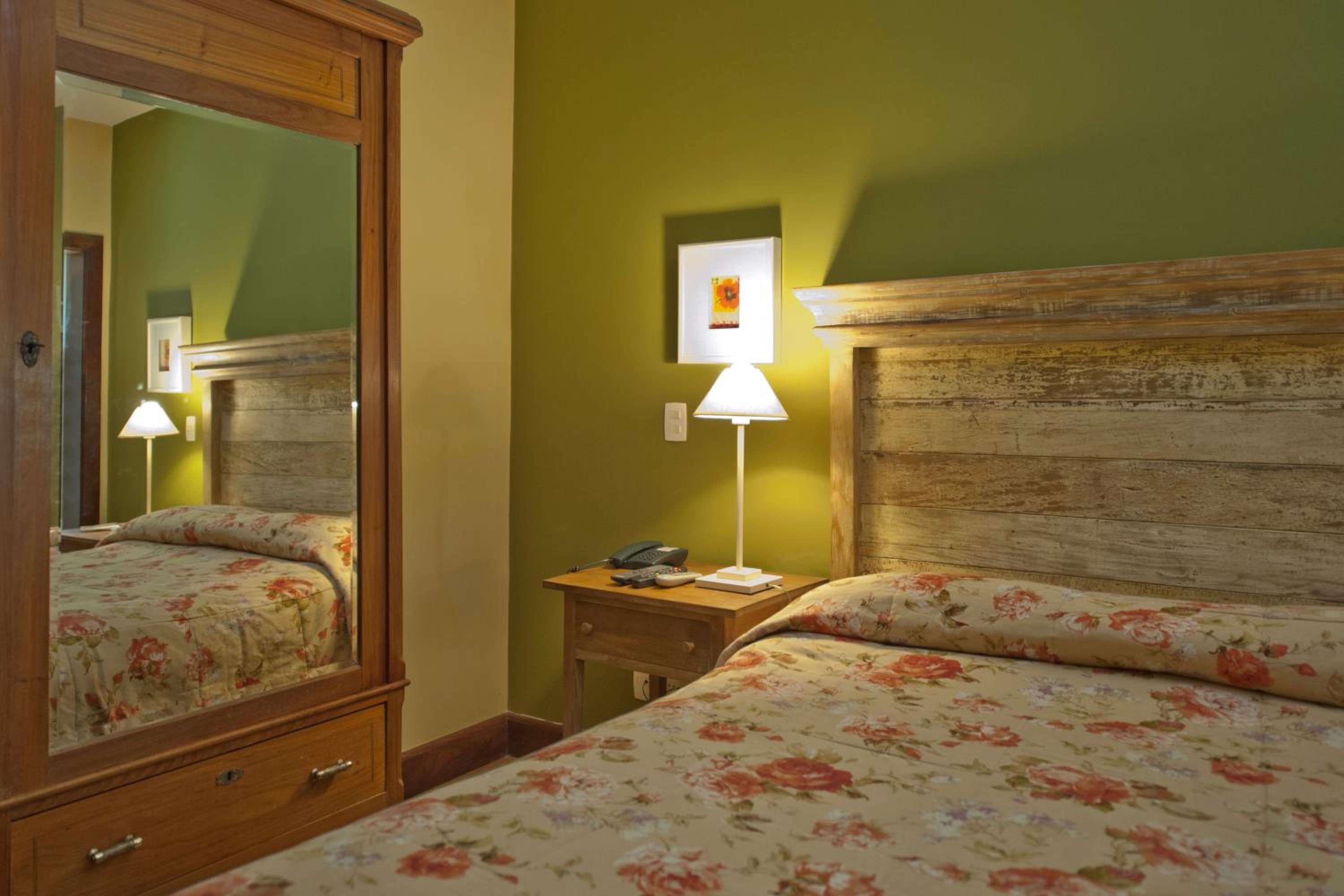 Suite (2 Adults)