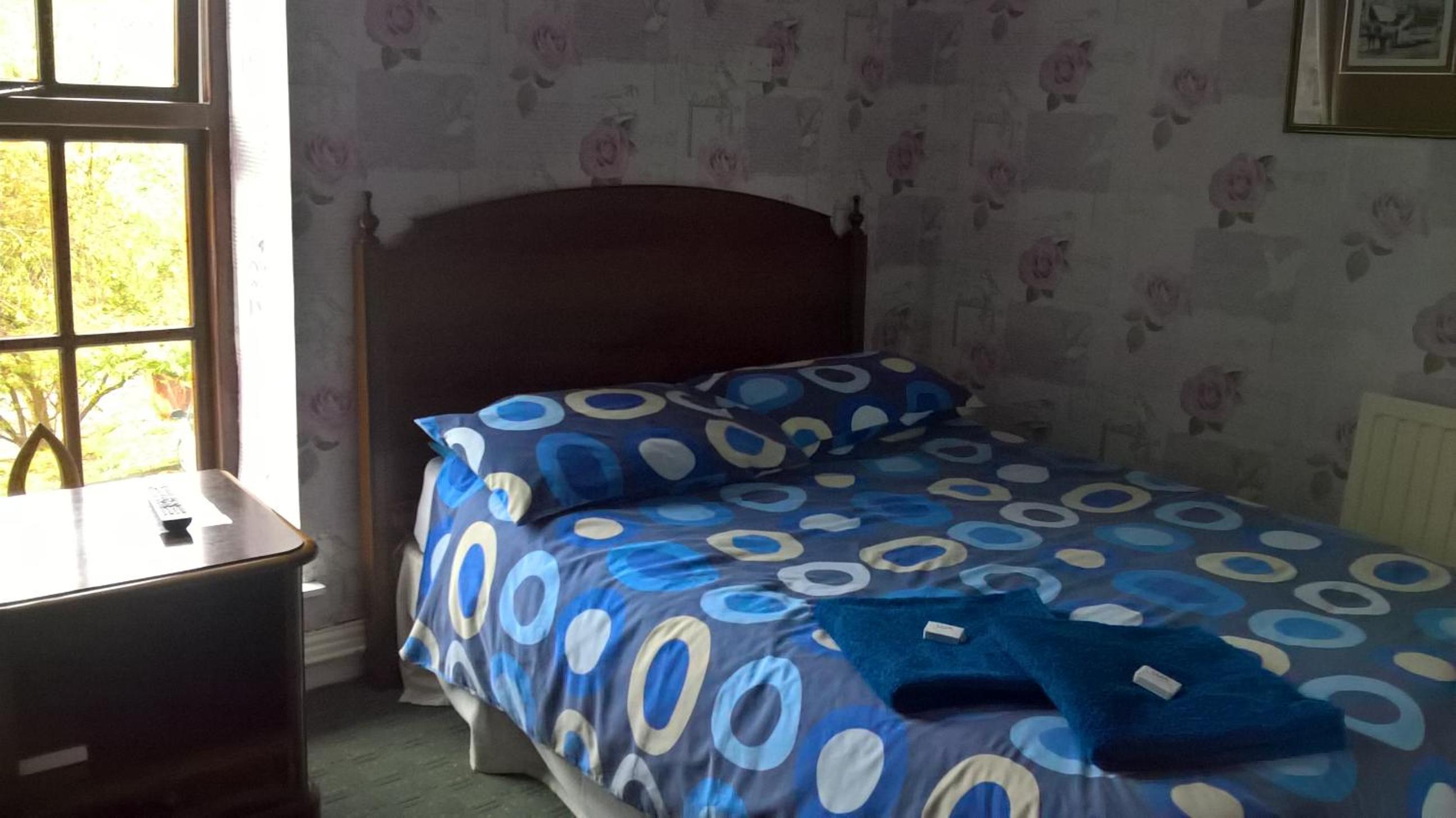 Double or Twin Room photo 2