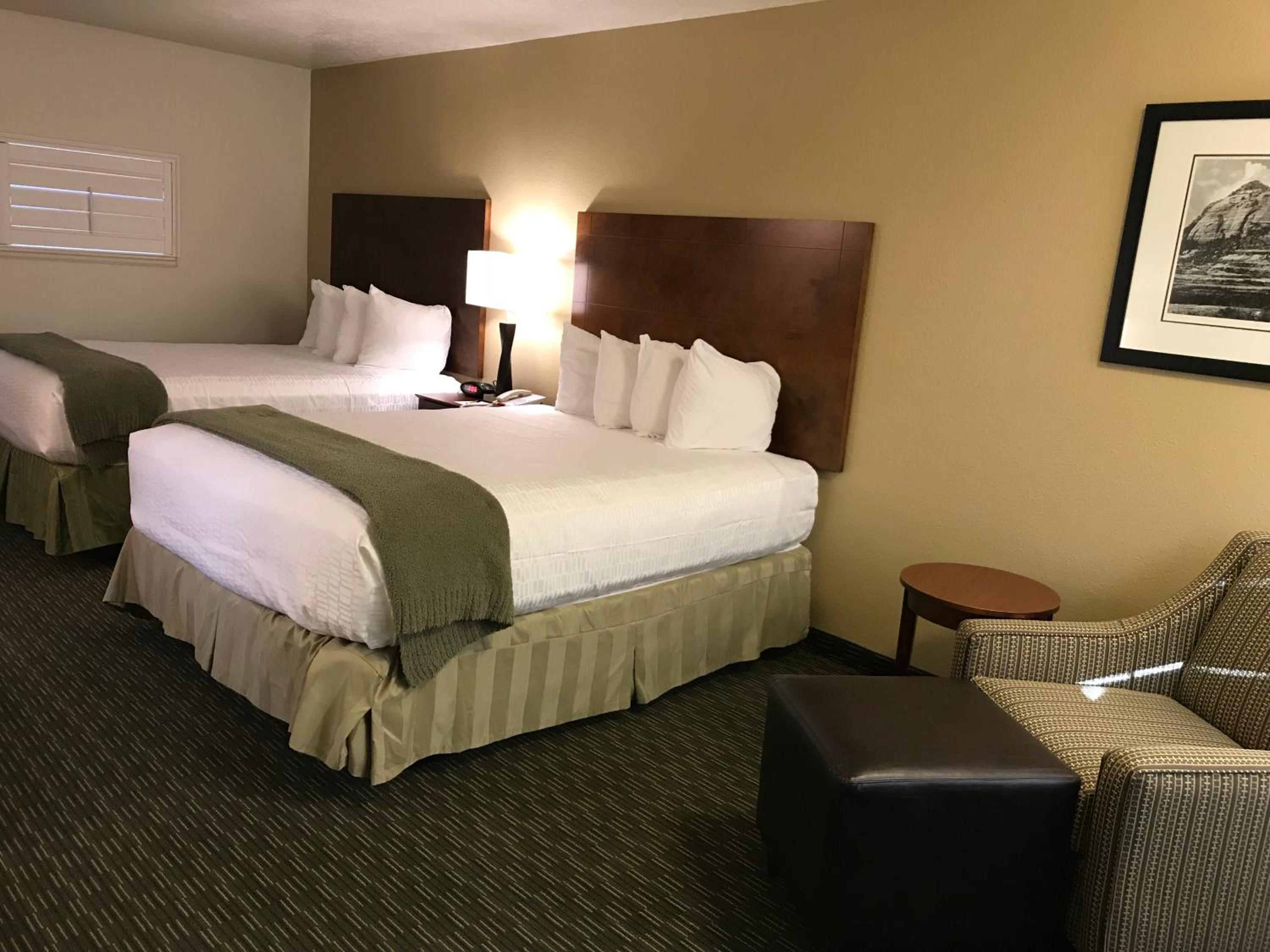 Queen Room with Two Queen Beds - Non-Smoking