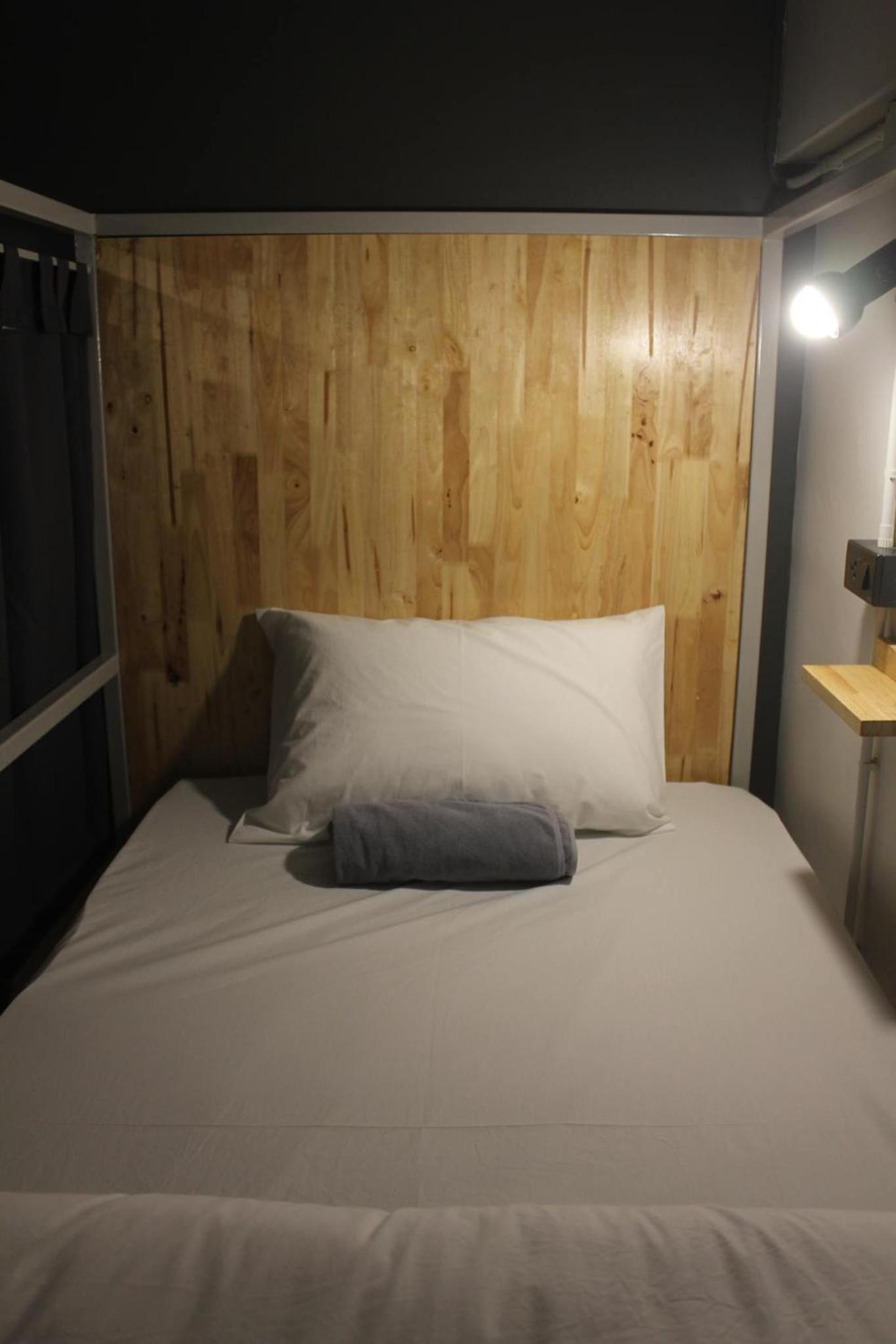 Bed In 6-Bed Female Dormitory Room photo 3