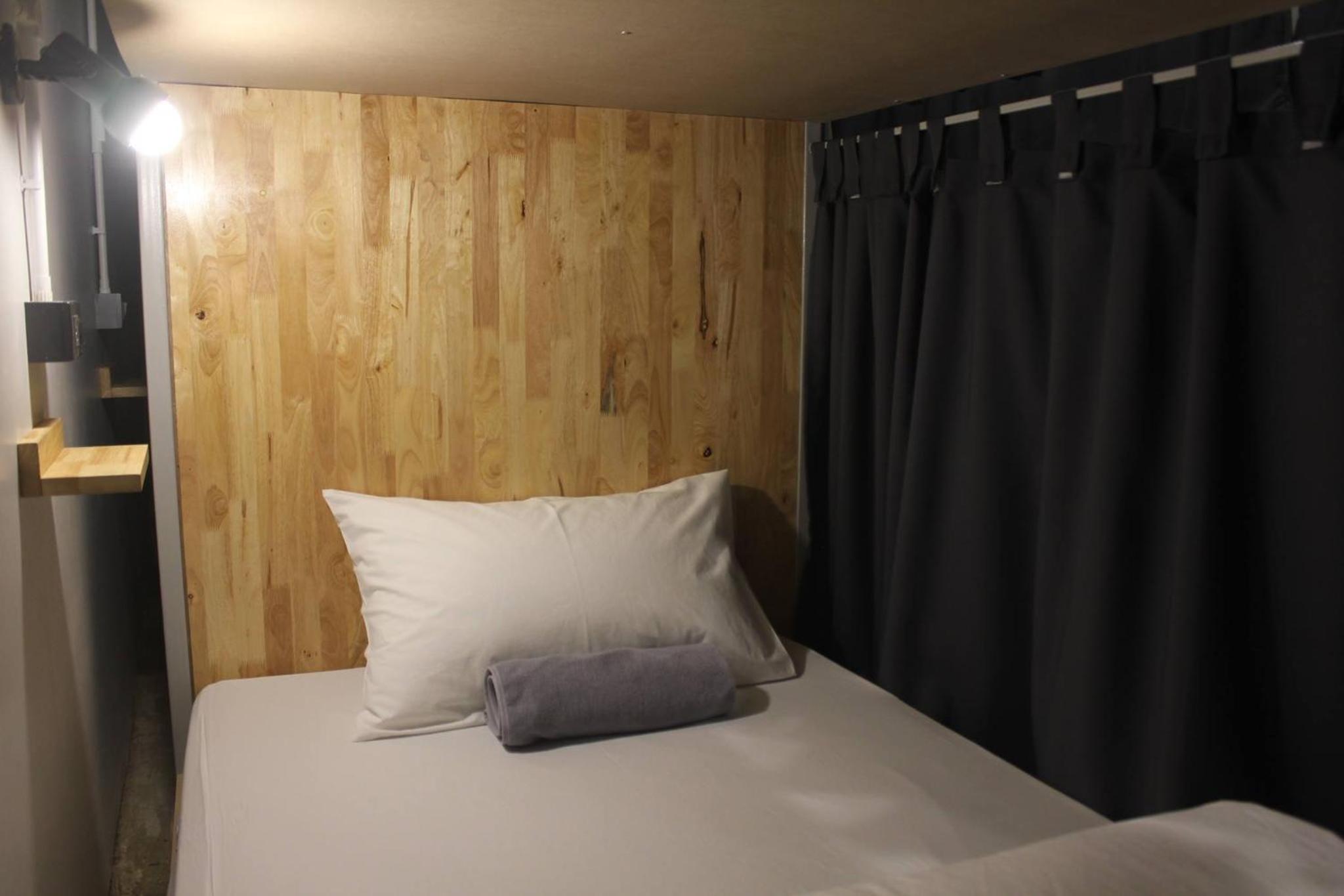 Bed In 6-Bed Female Dormitory Room photo 1