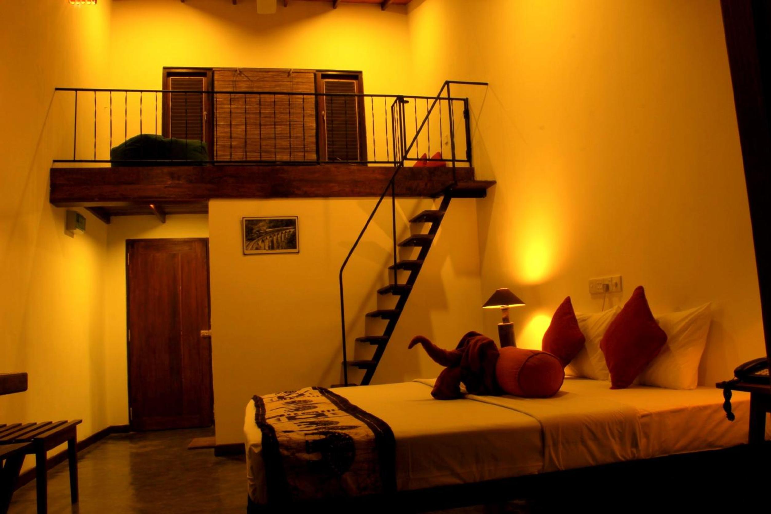 Deluxe Double Room with Free 24 hours Check-in & Check-out - Photo 4
