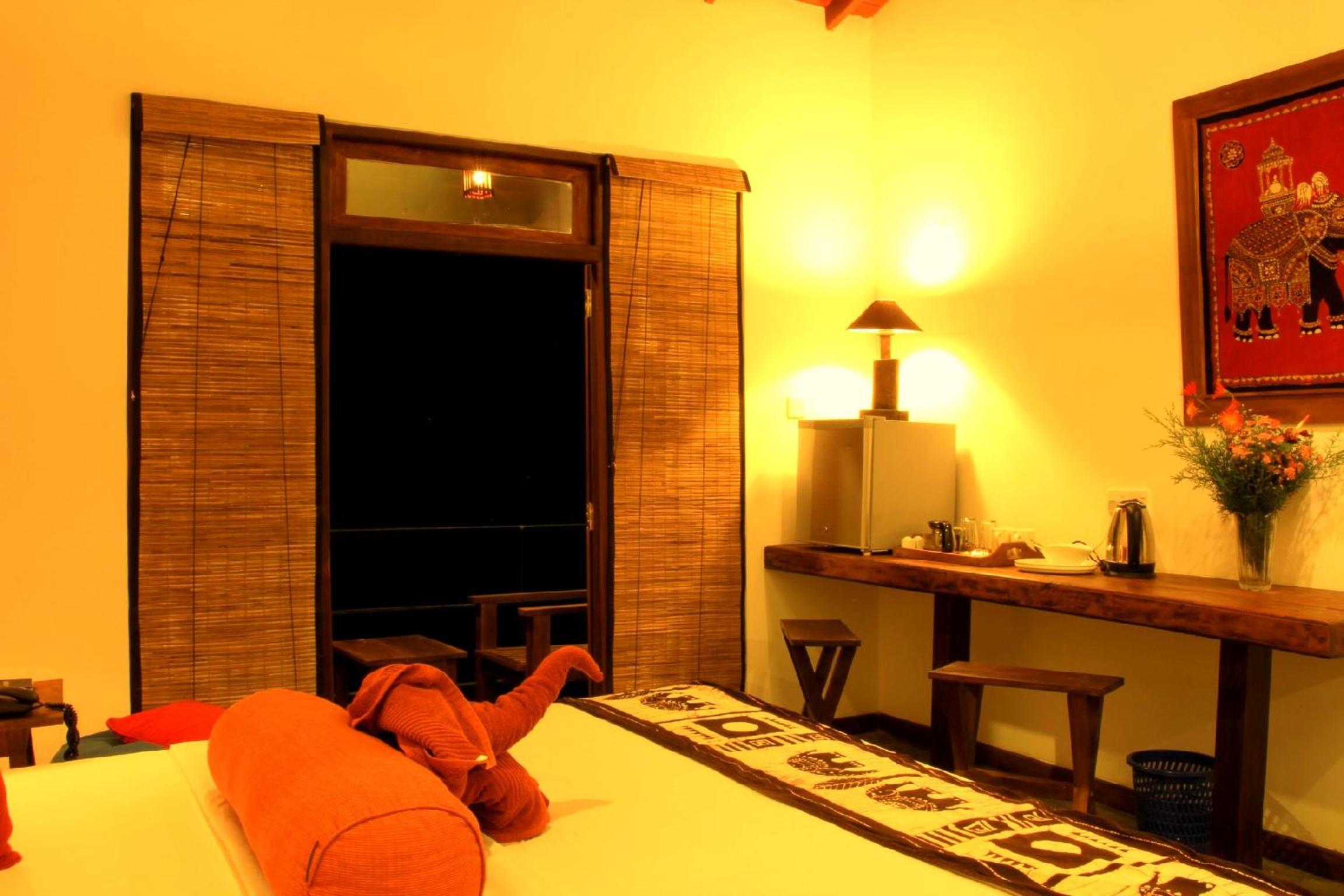 Deluxe Double Room with Free 24 hours Check-in & Check-out - Photo 17