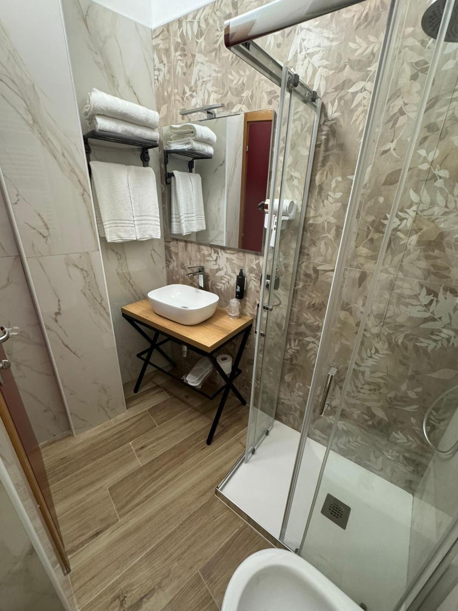 Deluxe Single Room with Balcony