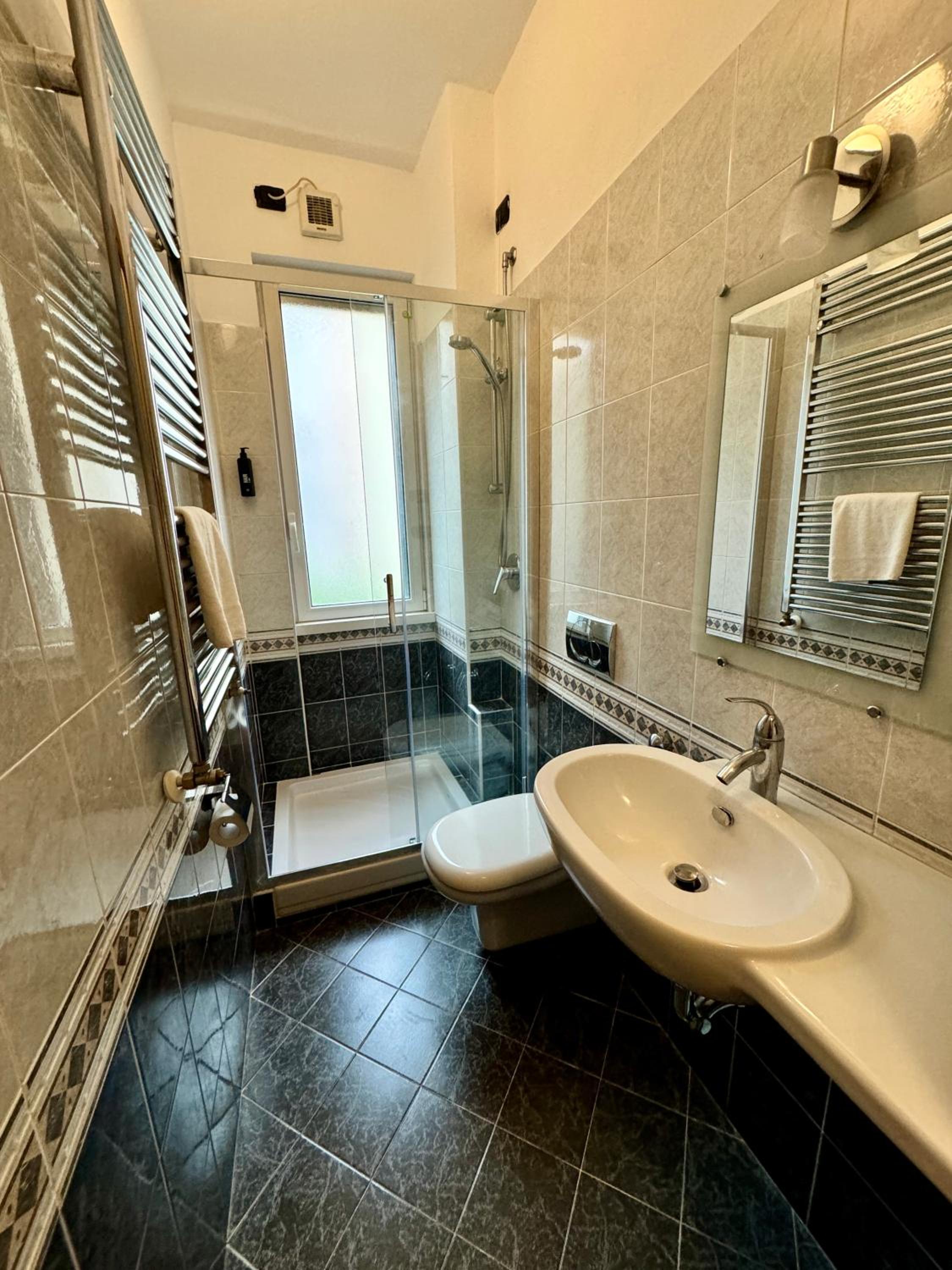 Deluxe Double or Twin Room with Balcony