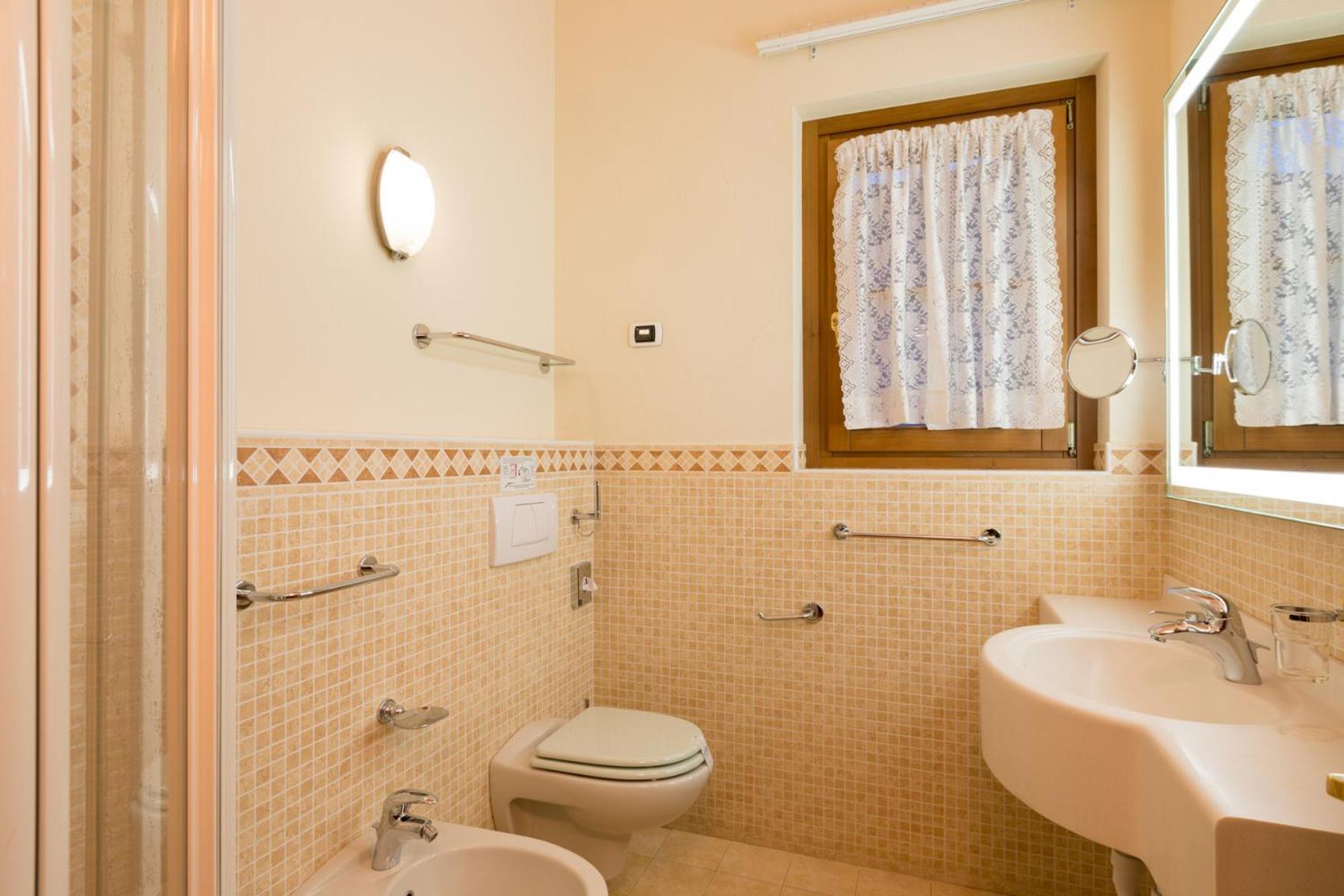 Superior Double or Twin Room - Photo 6