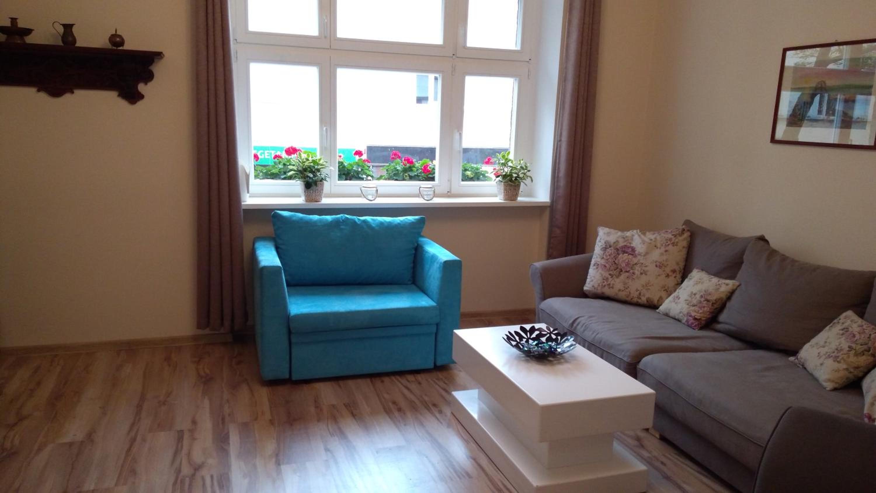 Two-Bedroom Apartment - Photo 23