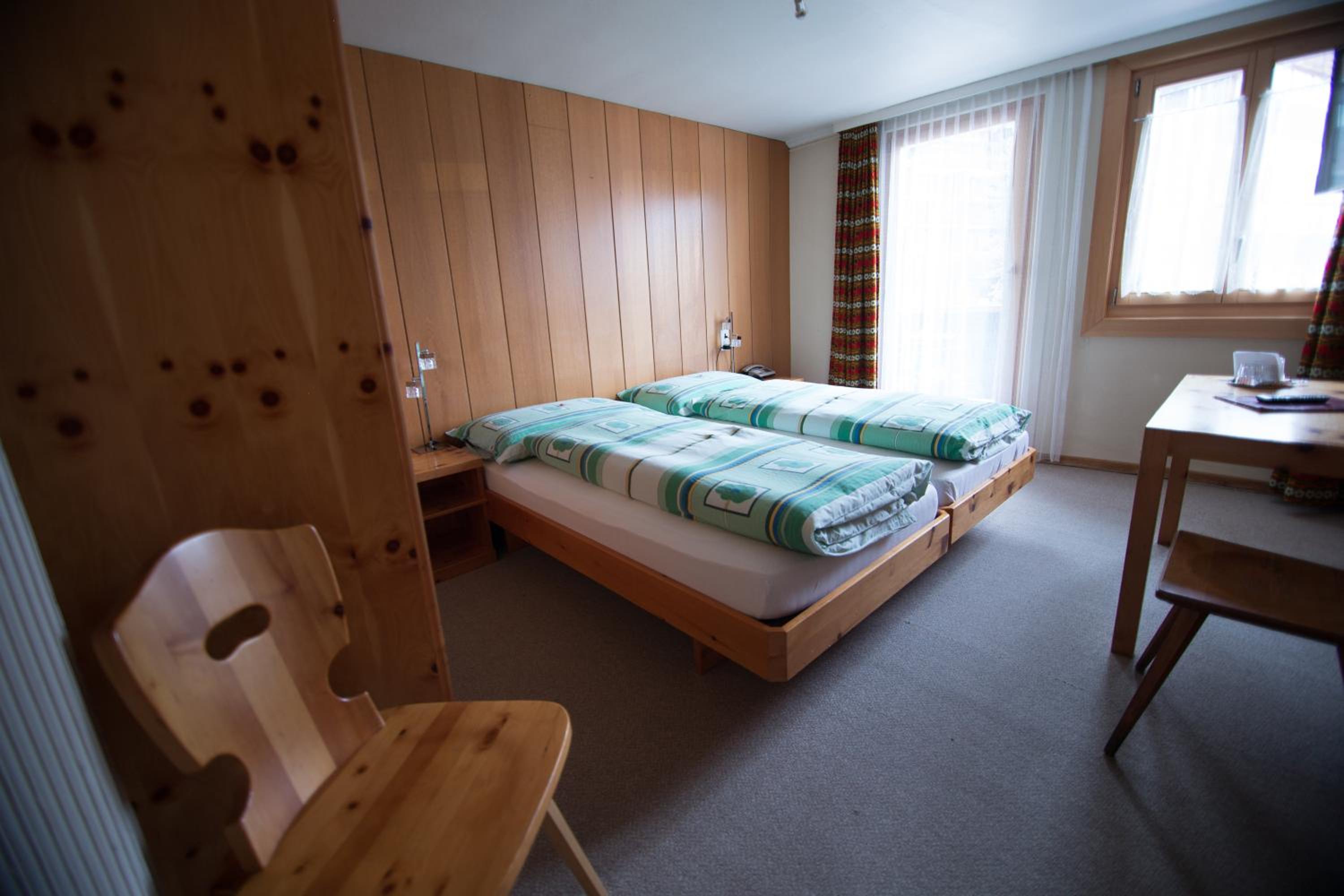 Standard Double Room - Photo 3