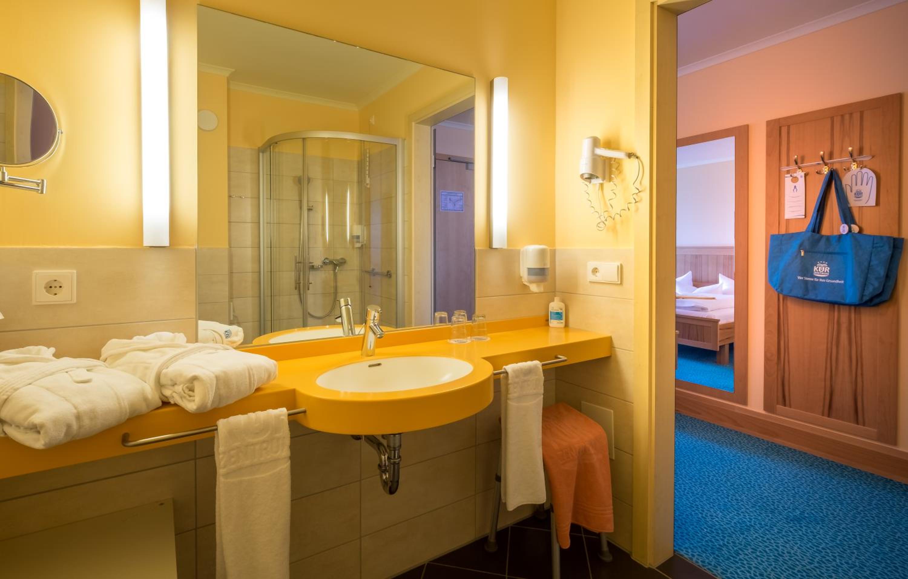 Double Room with Balcony photo 3