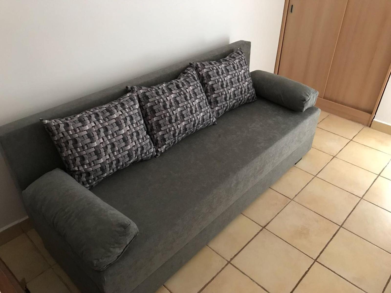 Studio Apartment - Photo 4