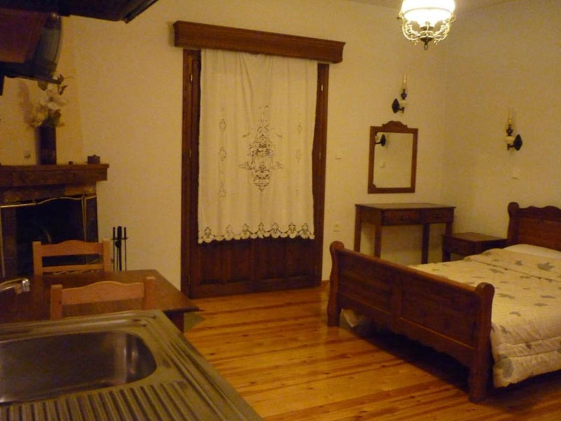 Studio (2 Adults) with Mountain View