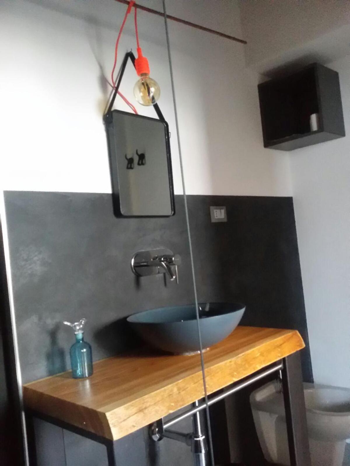 Double or Twin Room with Private Bathroom - Photo 5