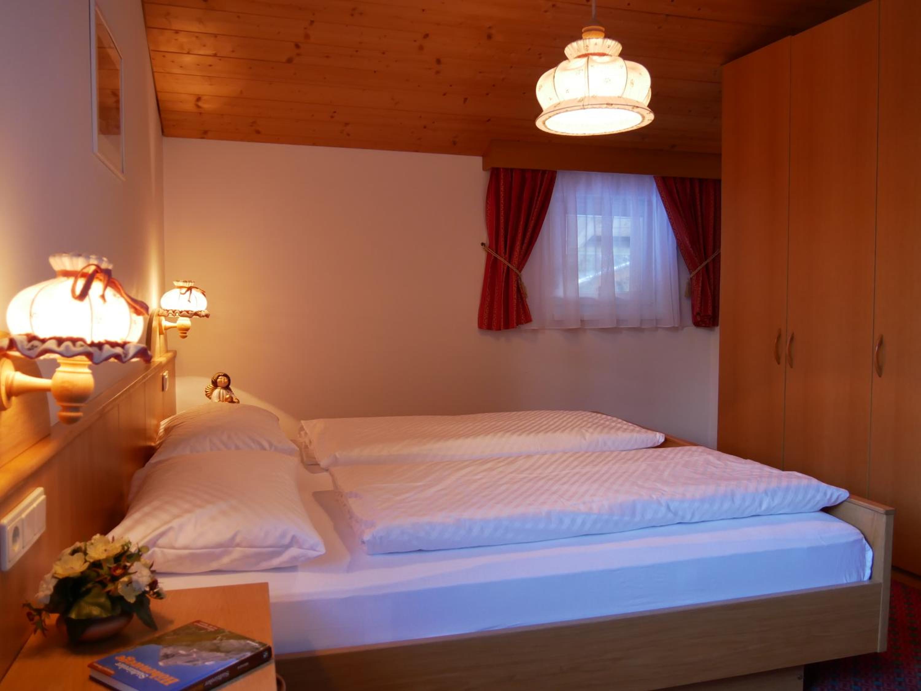 Large Two-Bedroom Apartment with Balcony photo 1