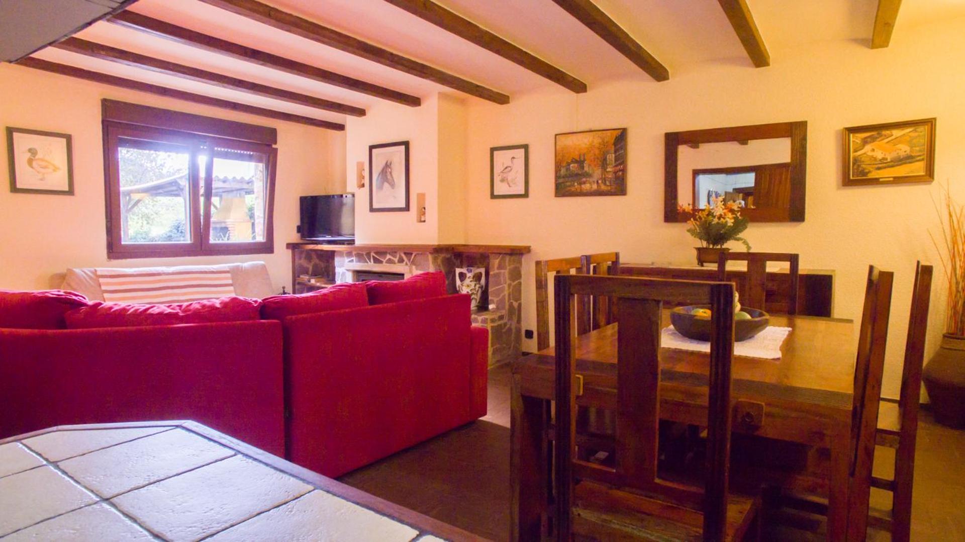 Four-Bedroom House photo 2