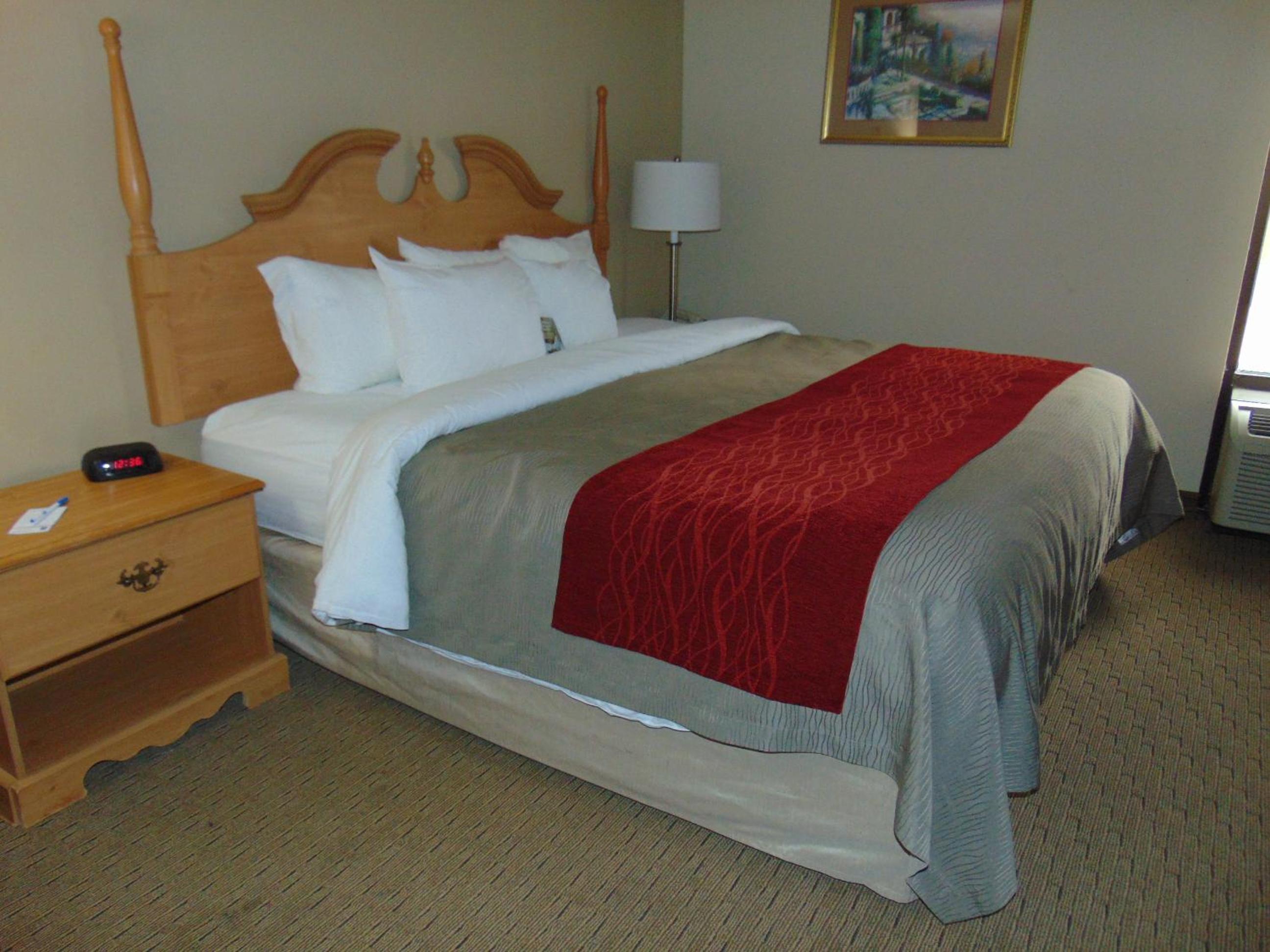 King Room with Spa Bath - Photo 3