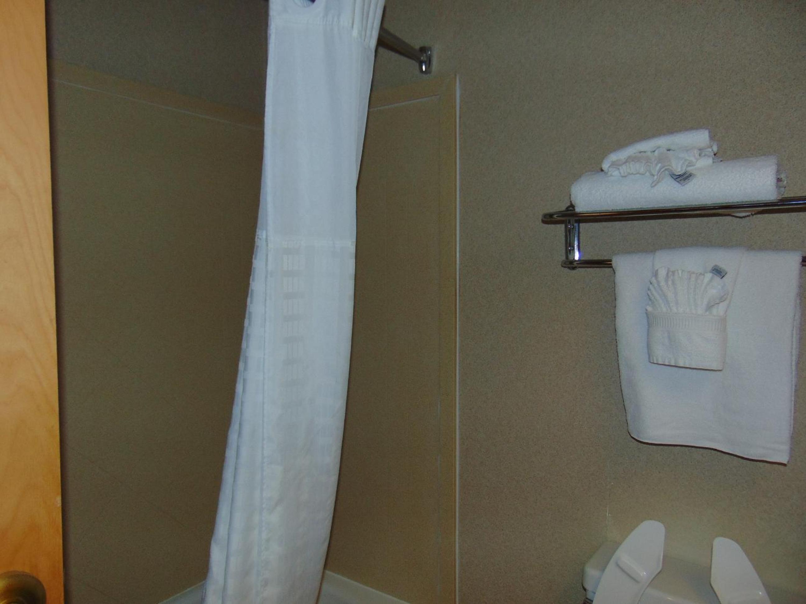 King Room with Spa Bath - Photo 4