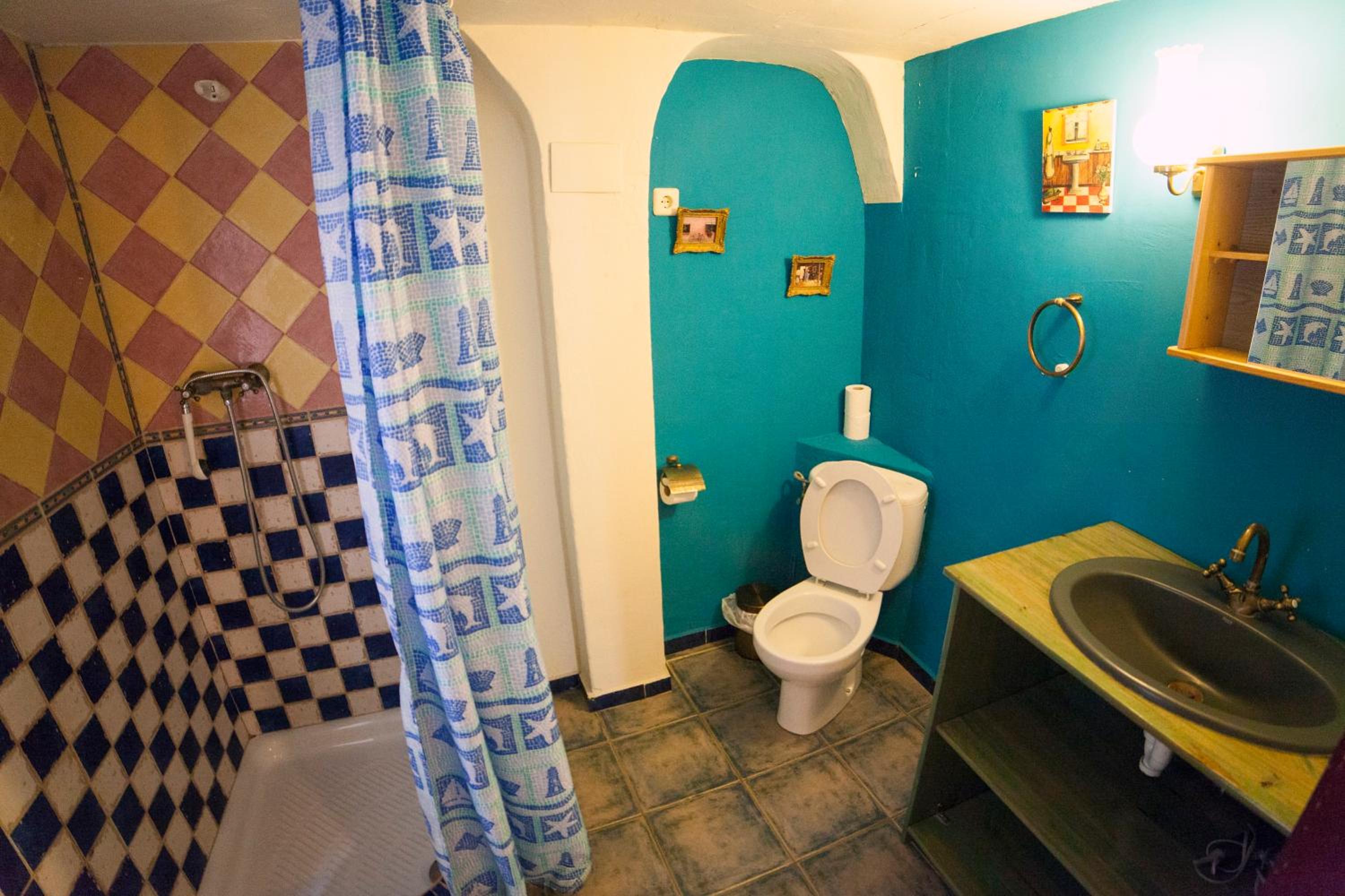Comfort Triple Room with Shower photo 3