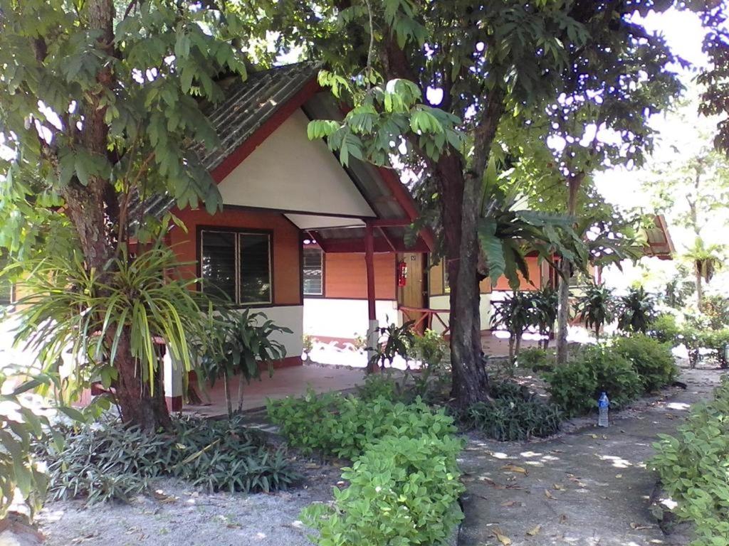 Superior Bungalow