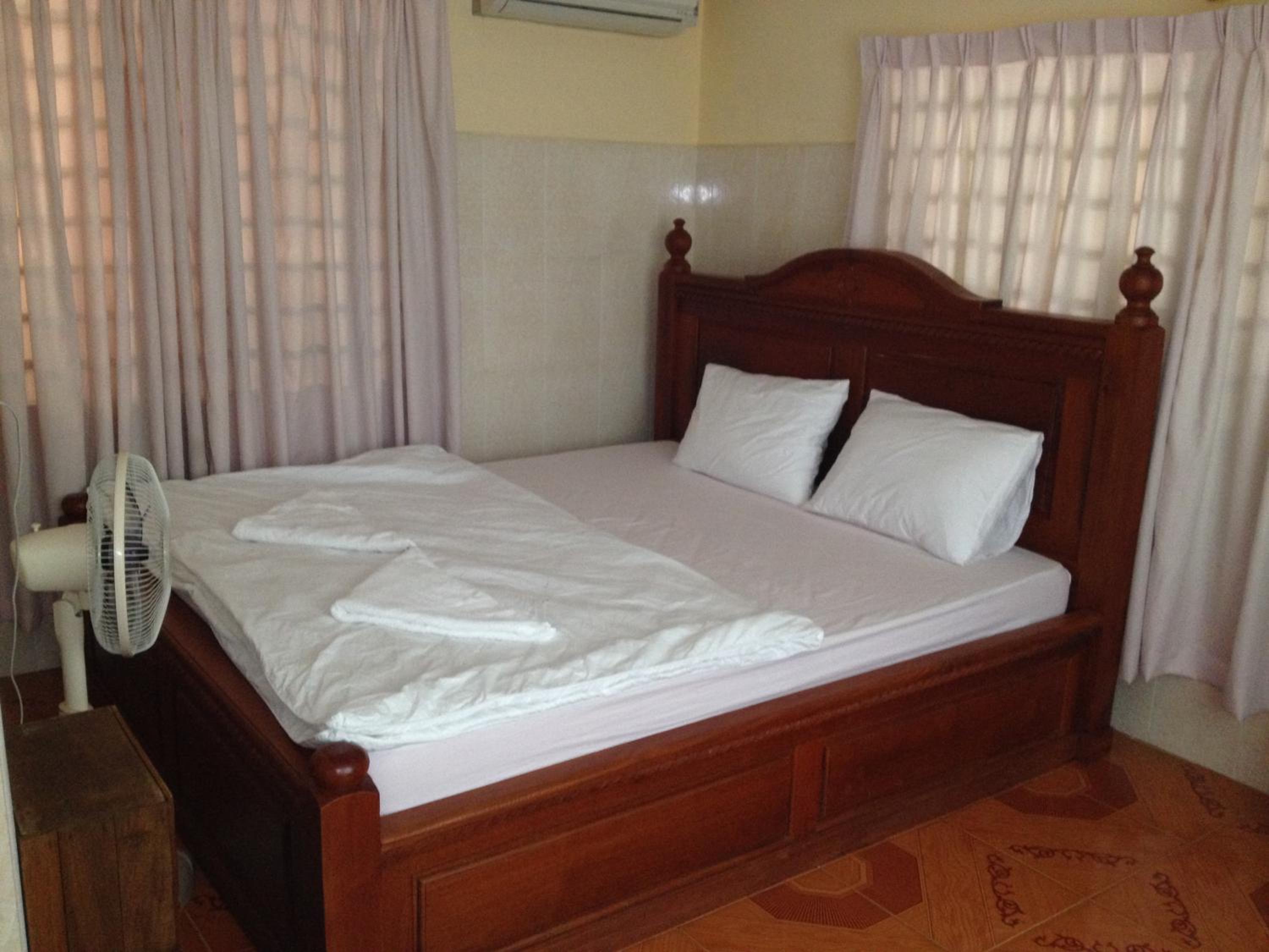 Deluxe Double Room-Fan - Photo 8