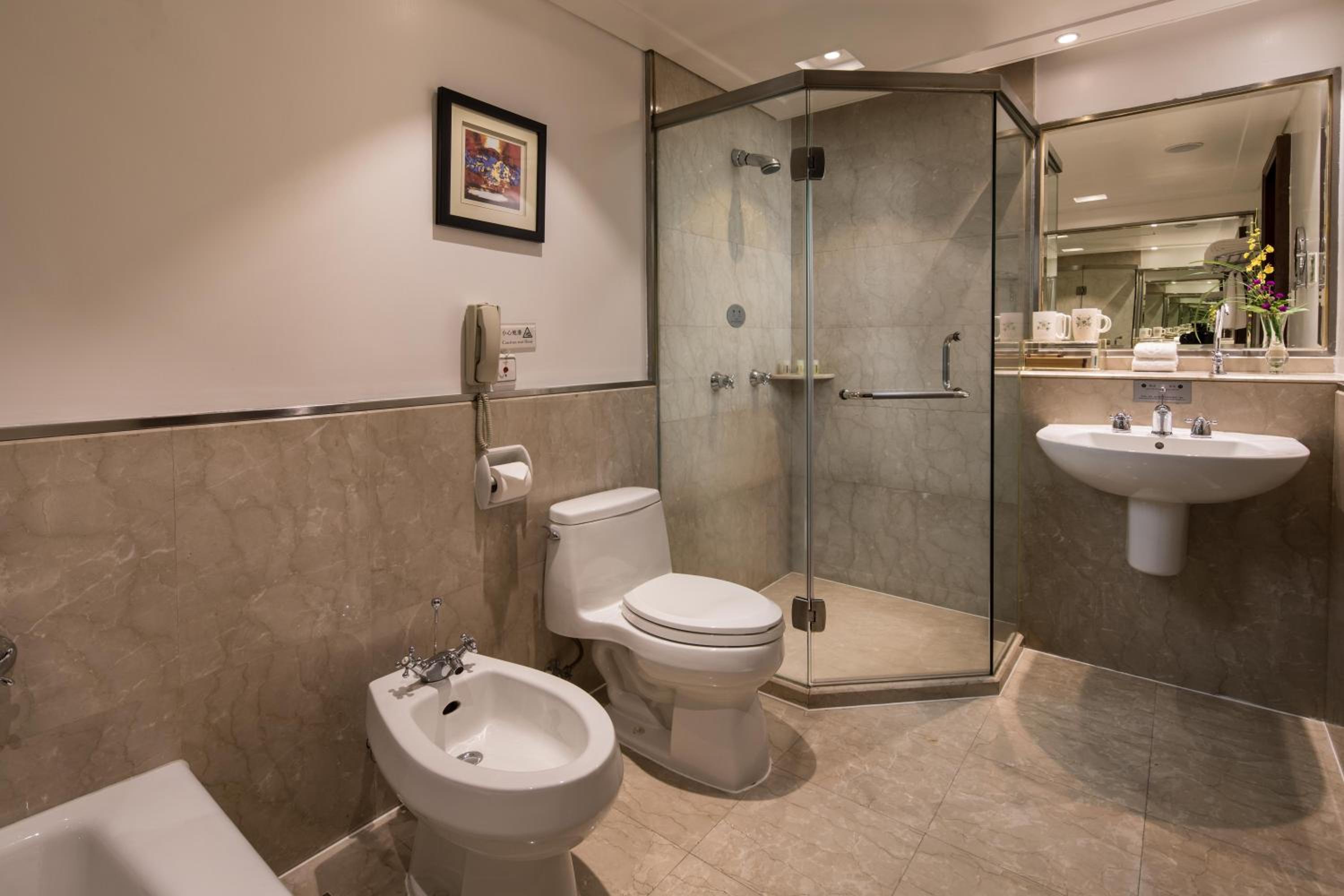 Deluxe King Room photo 3