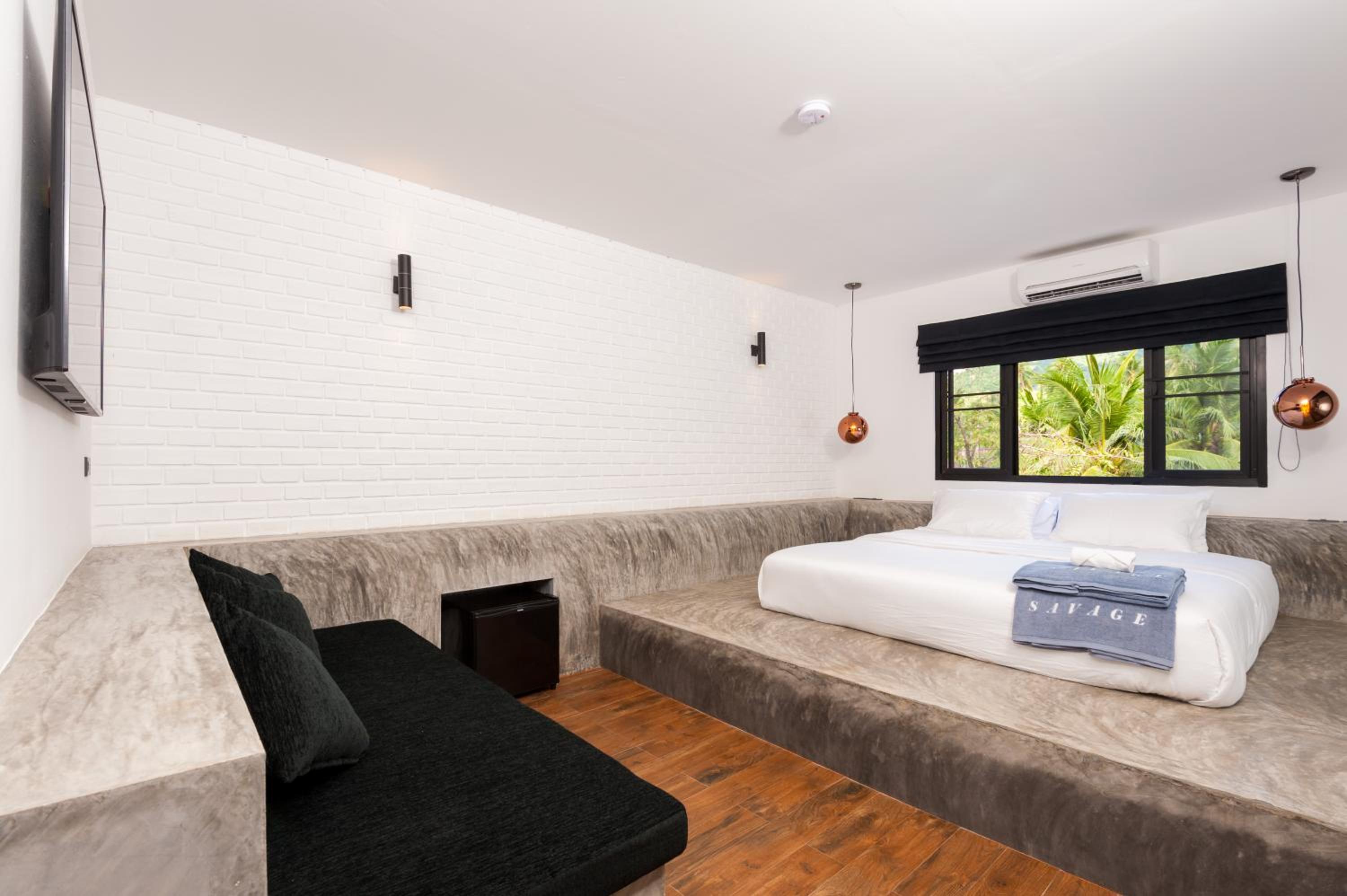 Deluxe Executive Suite photo 2