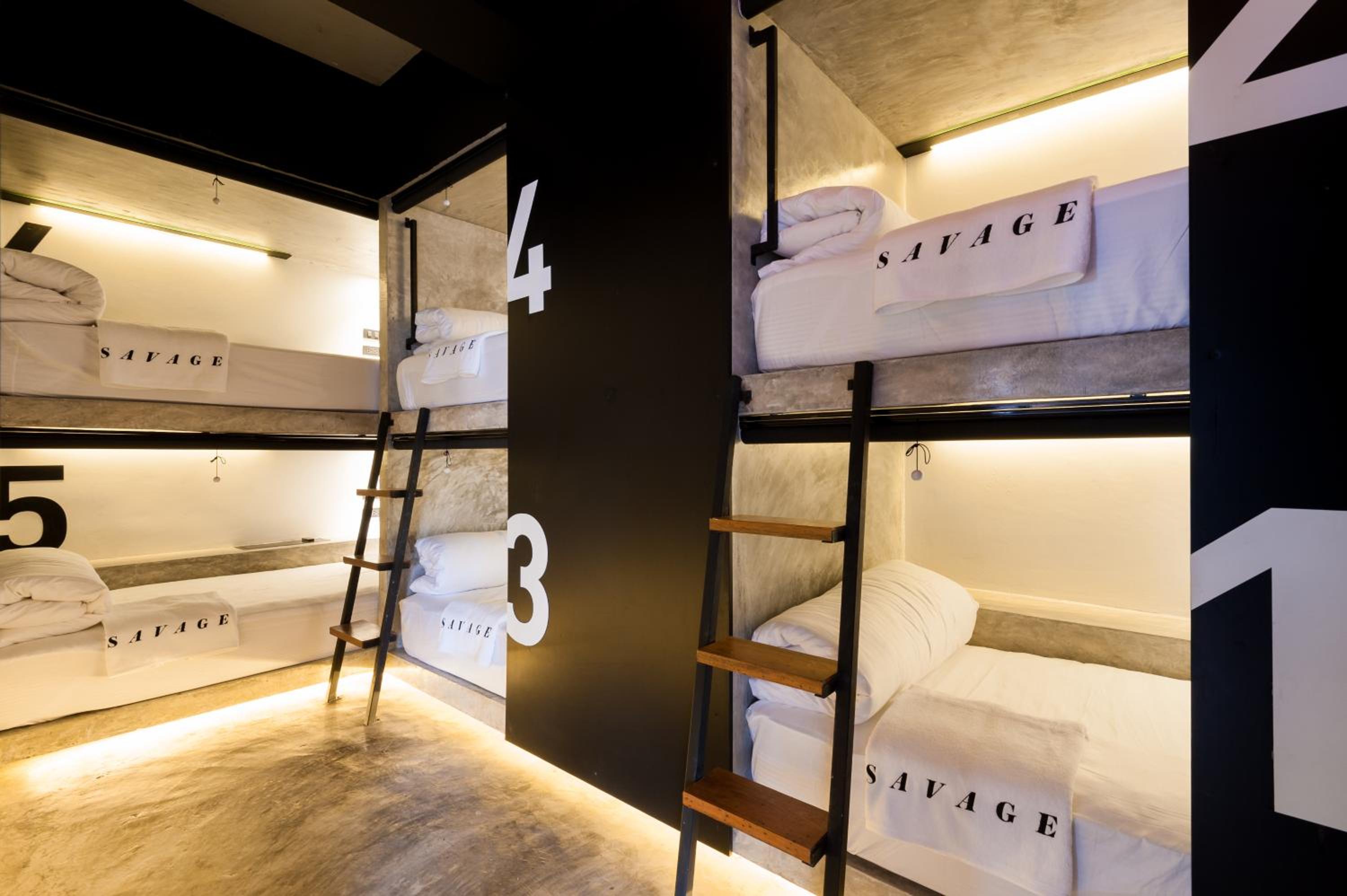 Bed in 6-Bed Mixed Dormitory Room photo 1