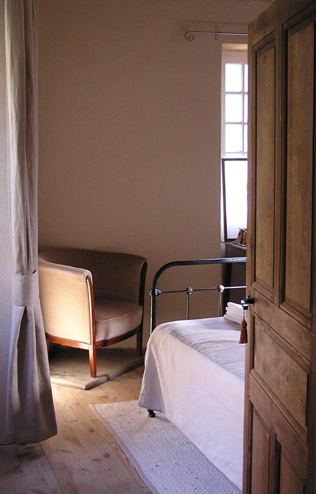 Twin Room - Photo 1