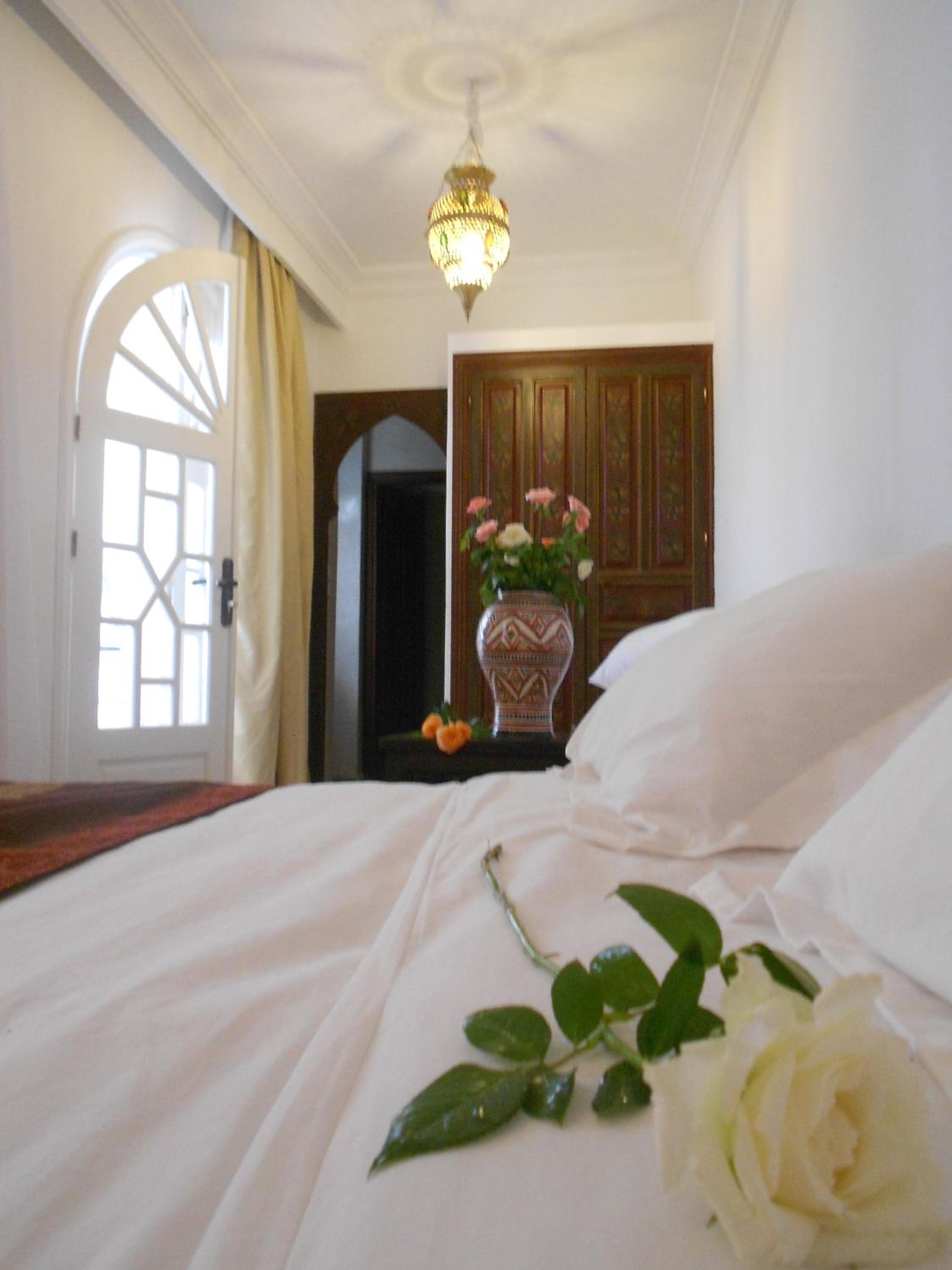 Fouzia Twin Room