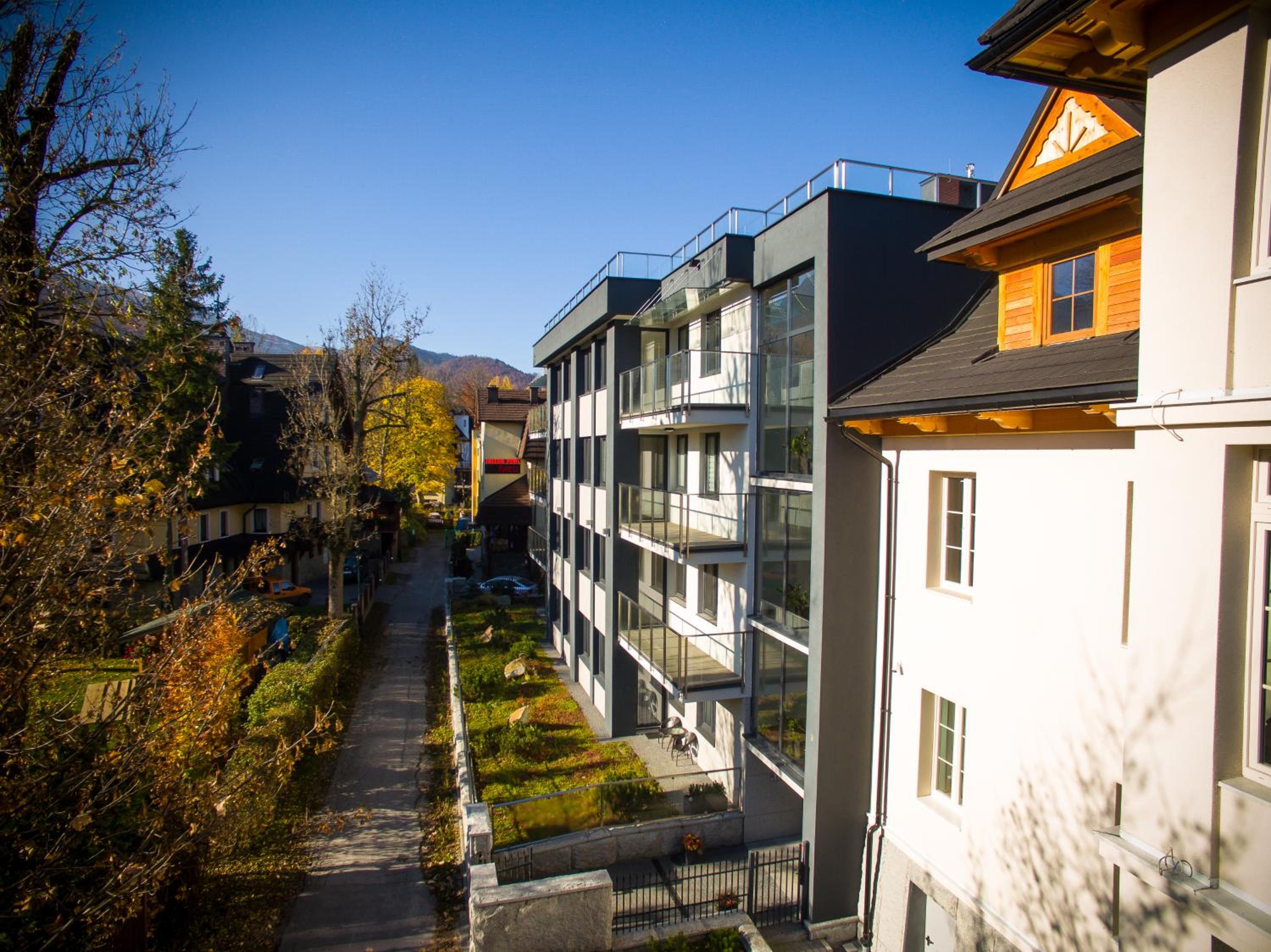 Apartment with Garden View - Photo 8