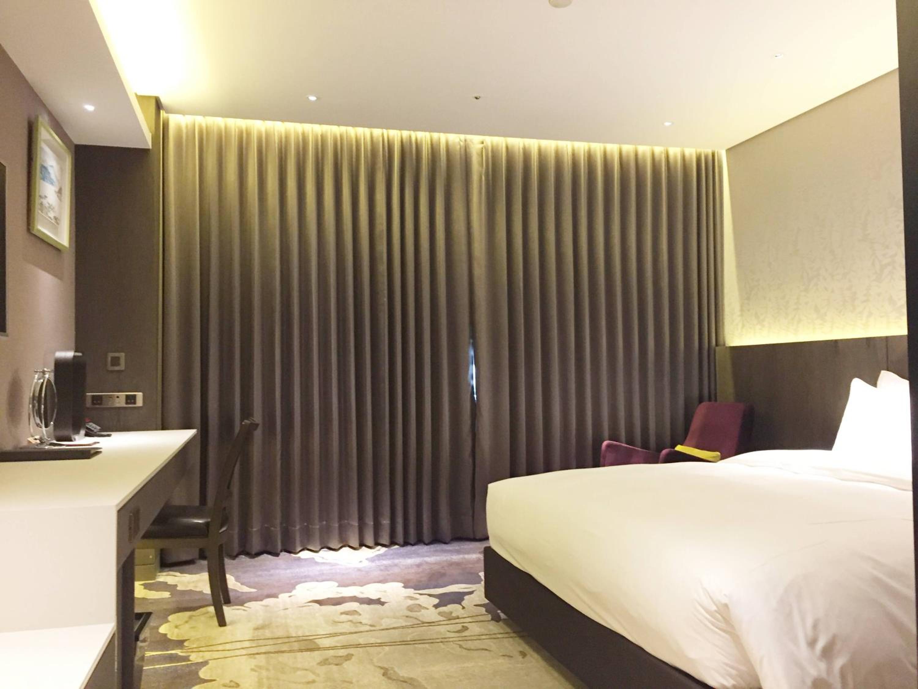 Available room