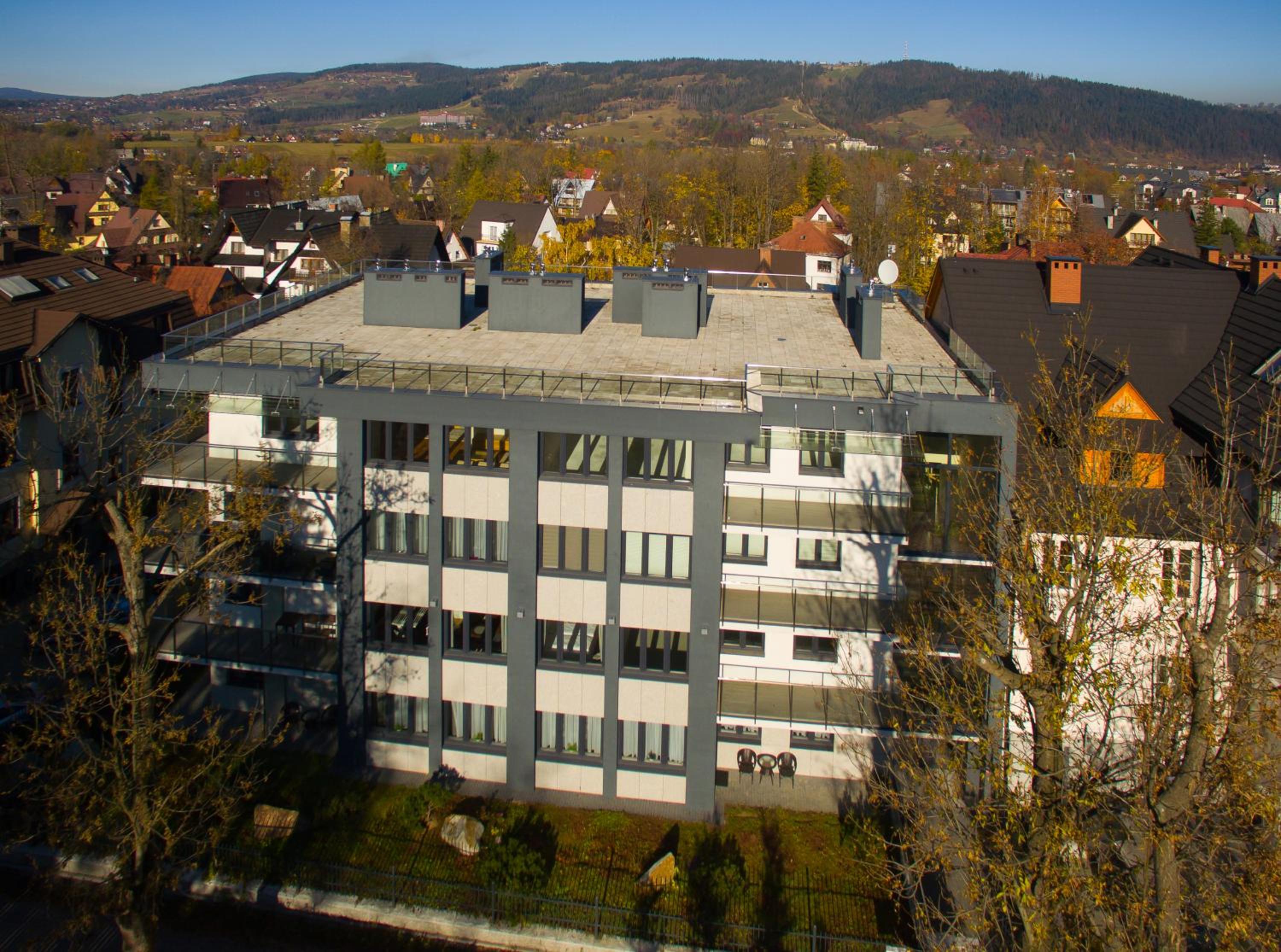 Apartment with Garden View - Photo 11