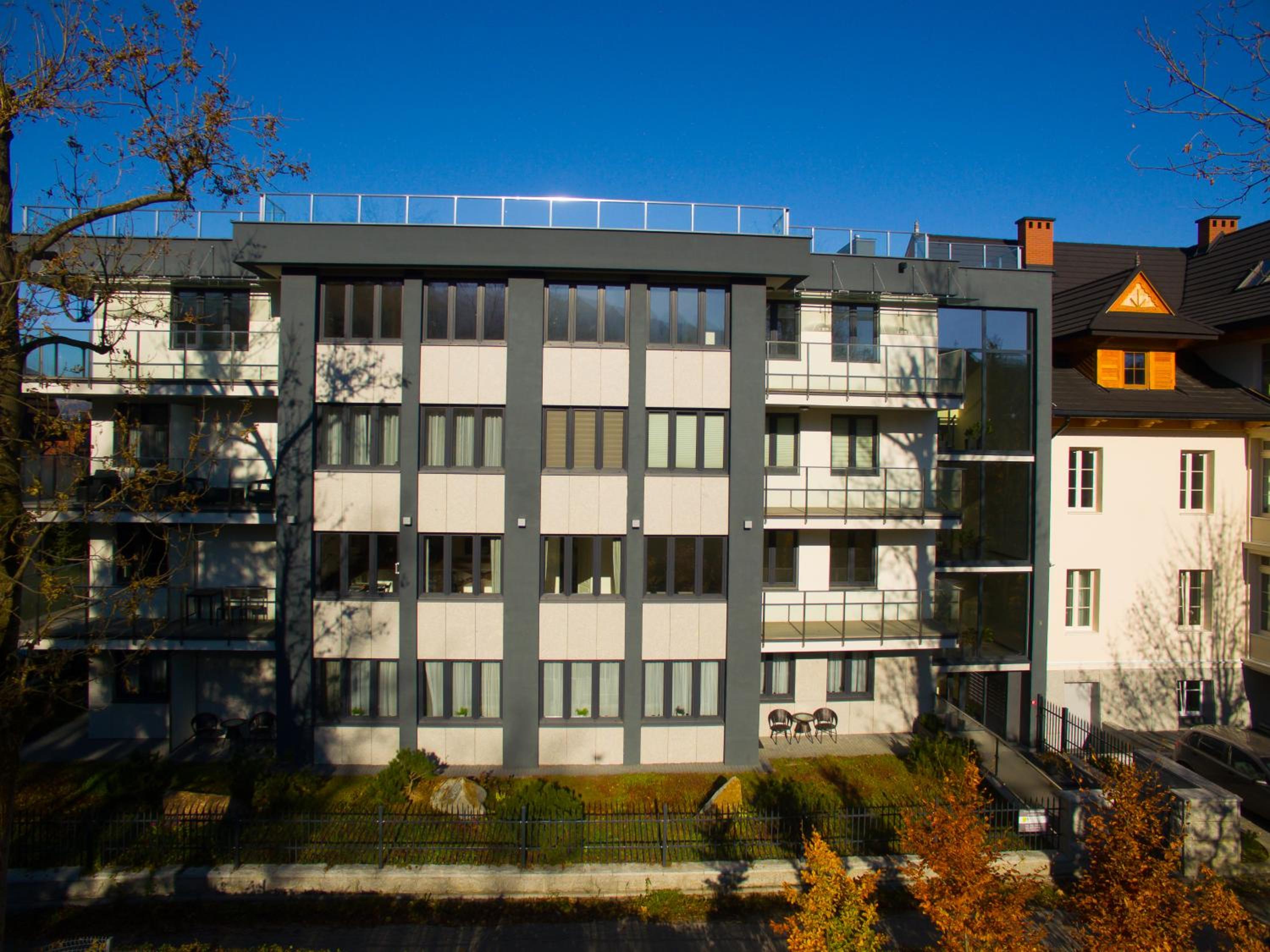 Apartment with Garden View - Photo 10