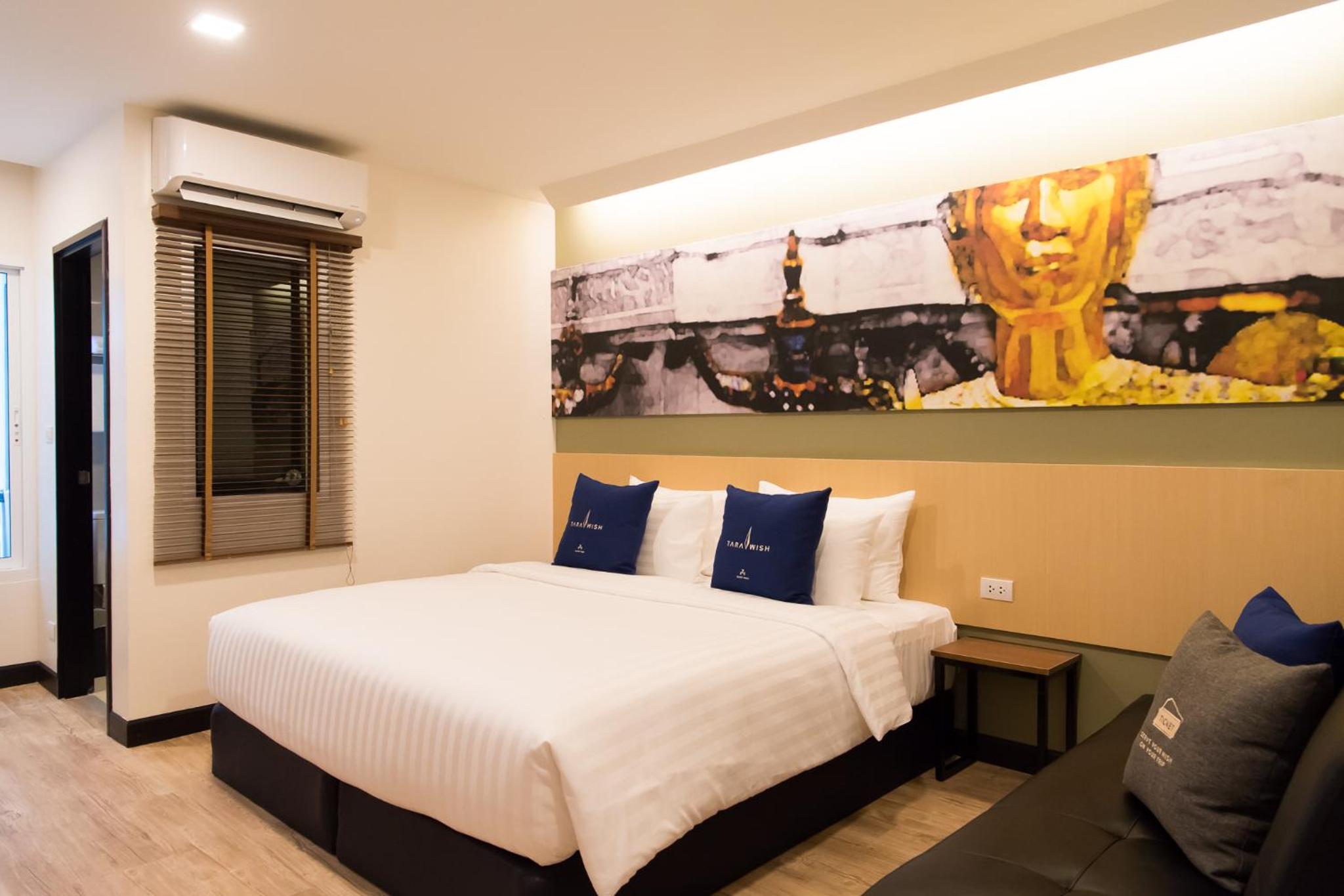 Deluxe Double Room photo 2
