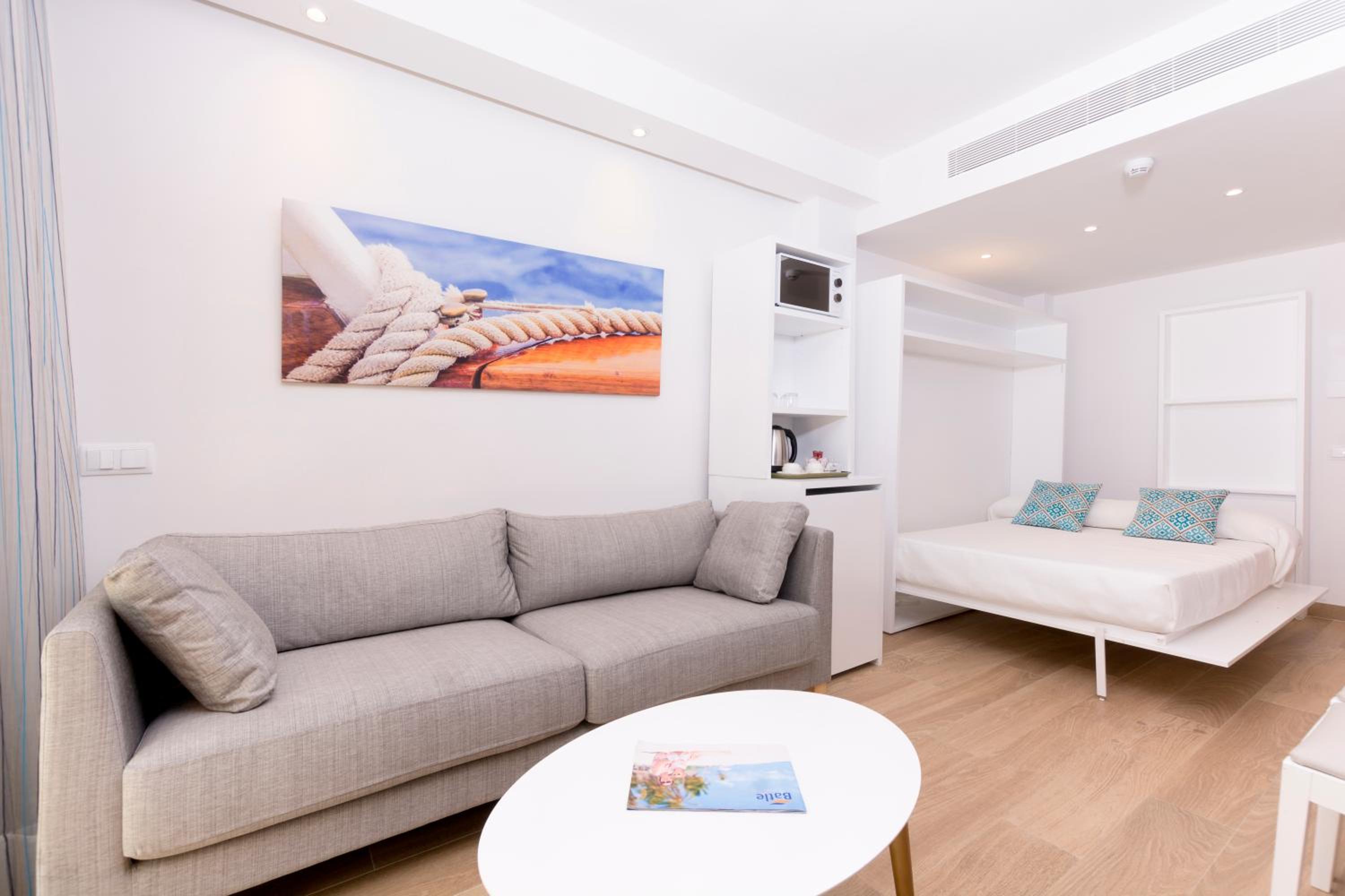 Suite Premium (2 adultos + 1 niño)