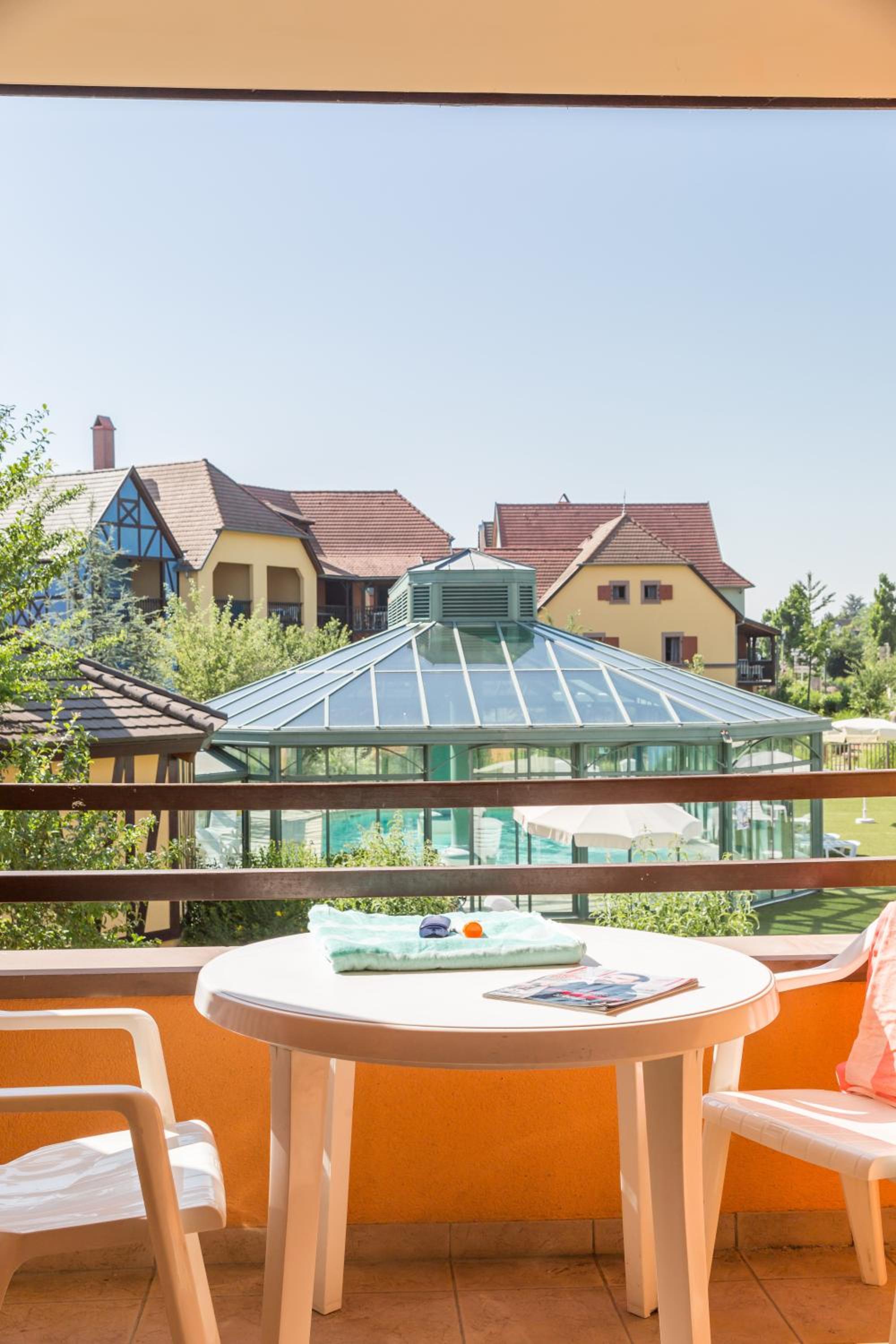One-Bedroom Apartment (4 People) - Garden View - Photo 4